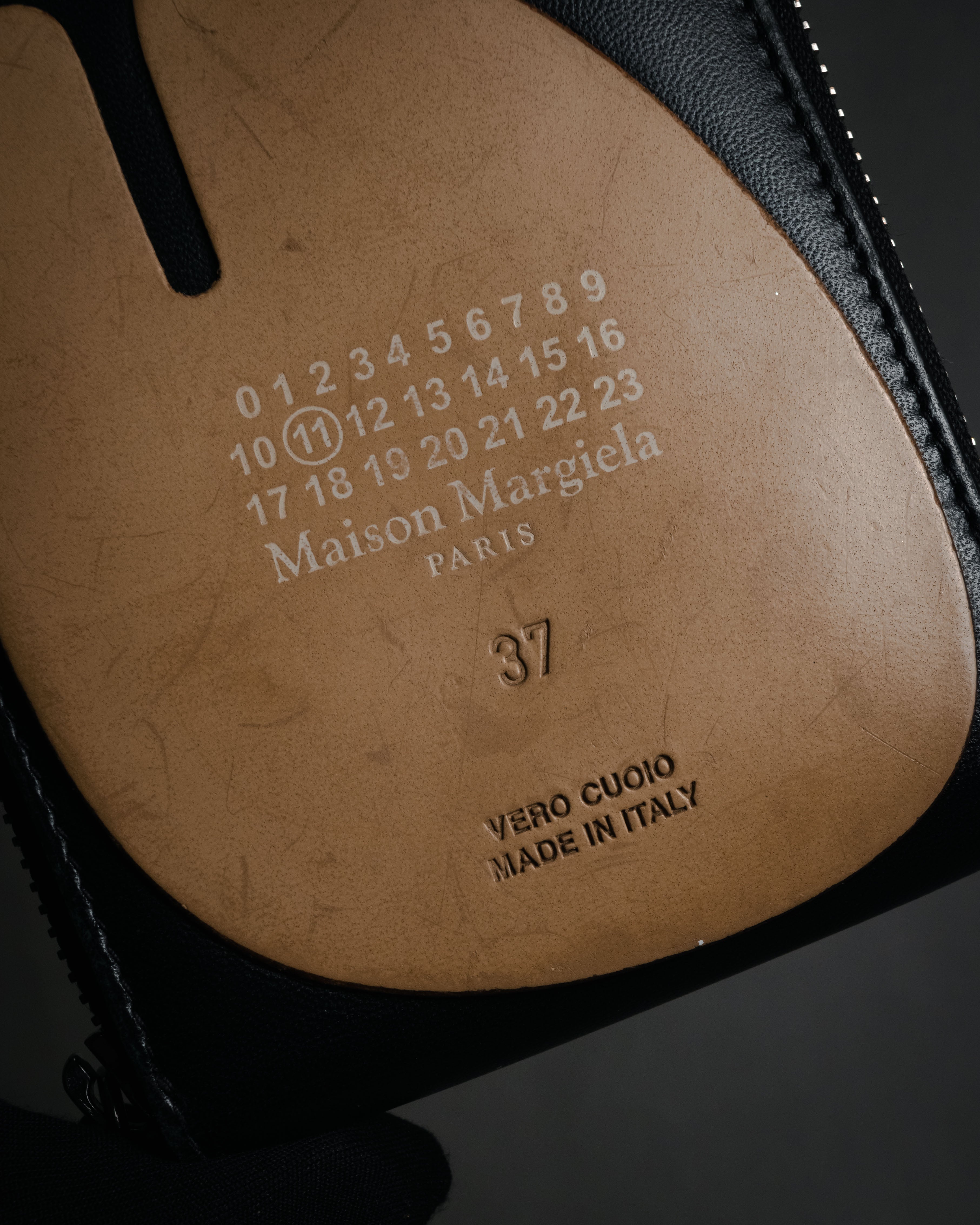 "Maison Margiela" 2020SS tabi sole patch zip wallet