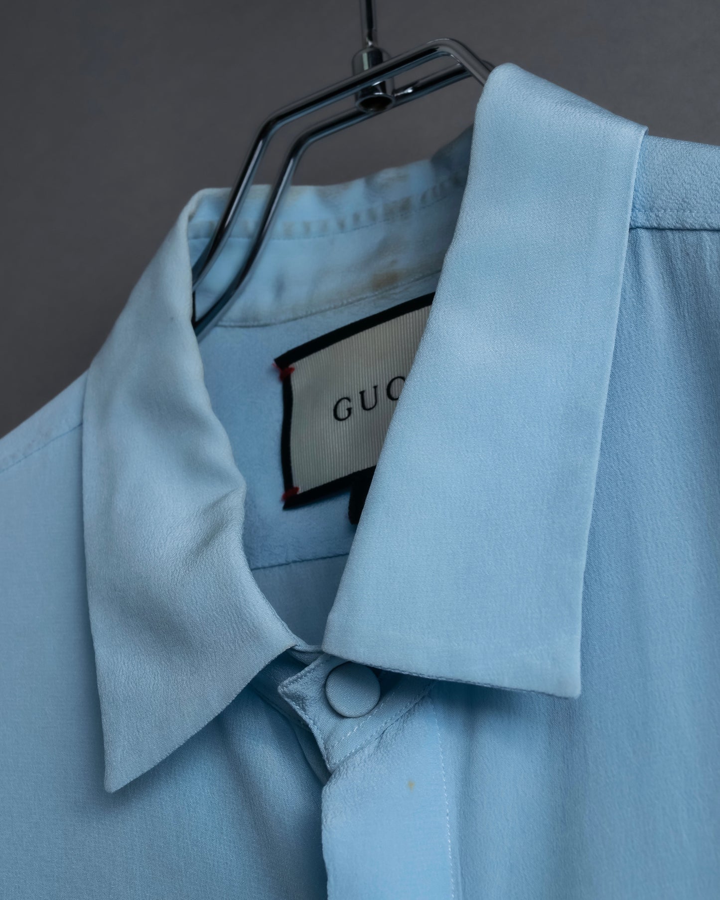 "GUCCI" 100% silk concealed placket shirt