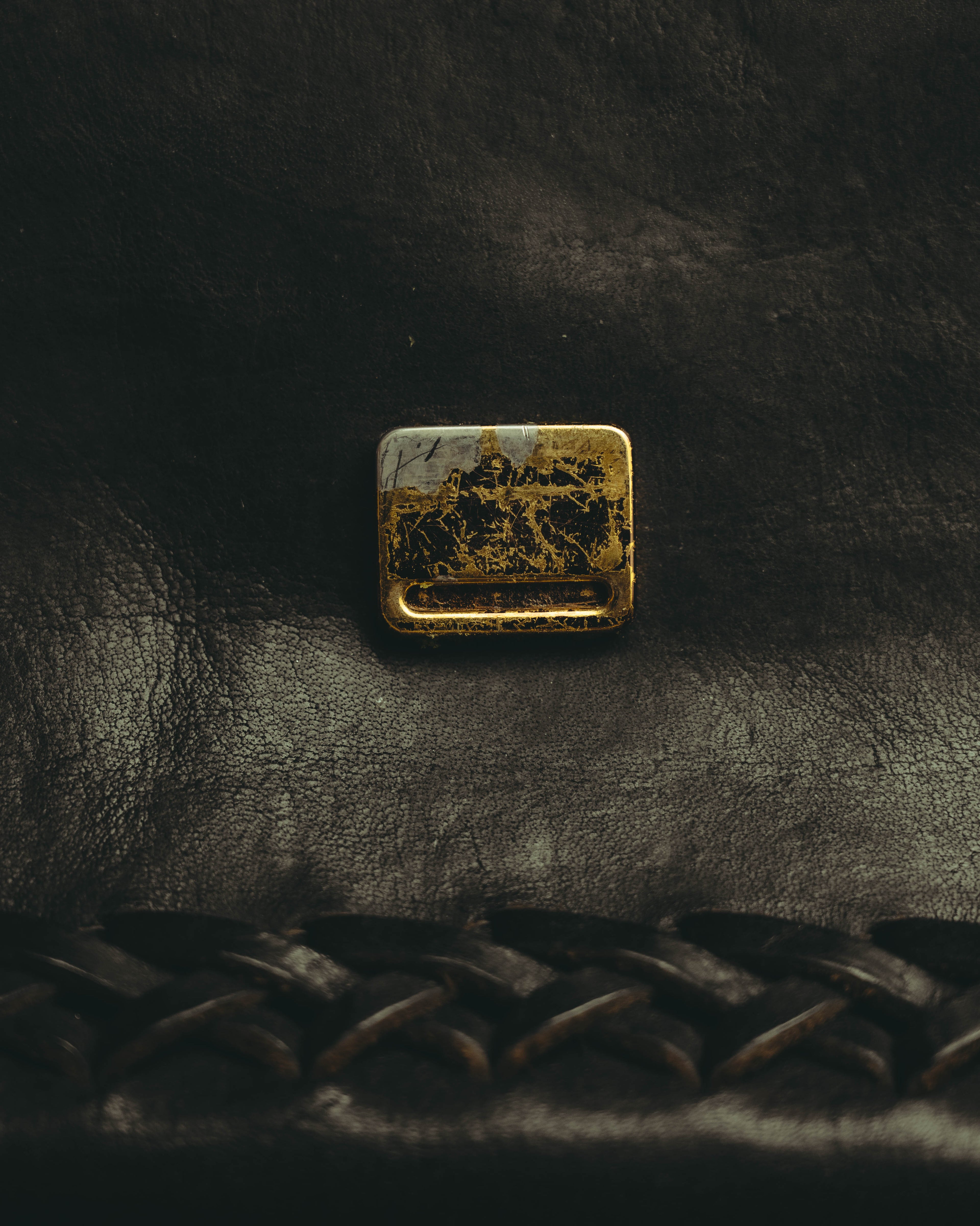 -SPECIAL- “FENDI” 80’s-90’s Coat of arms embossed whipstitched leather handbag