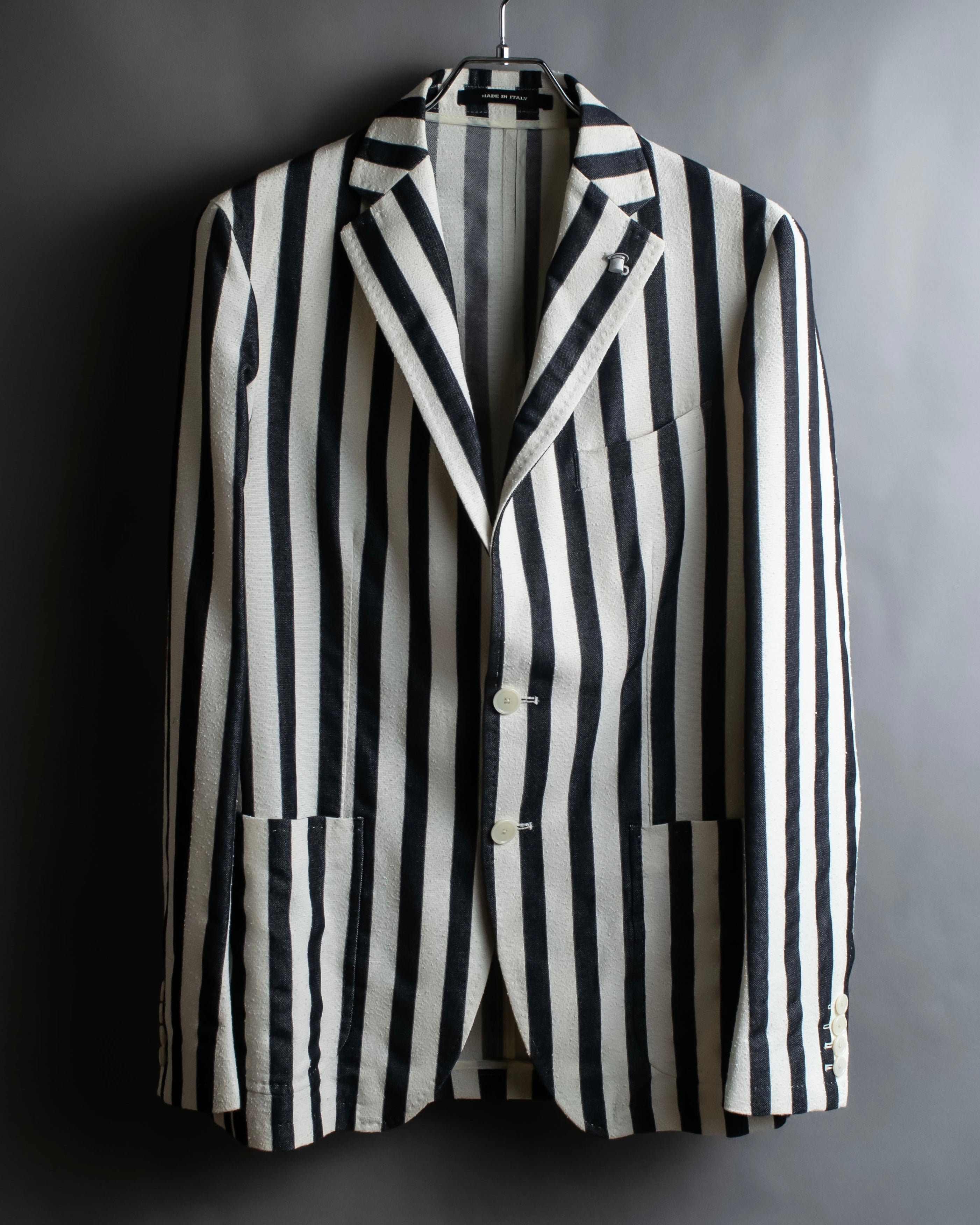 "TAGLIATORE" Monotone striped tailored jacket