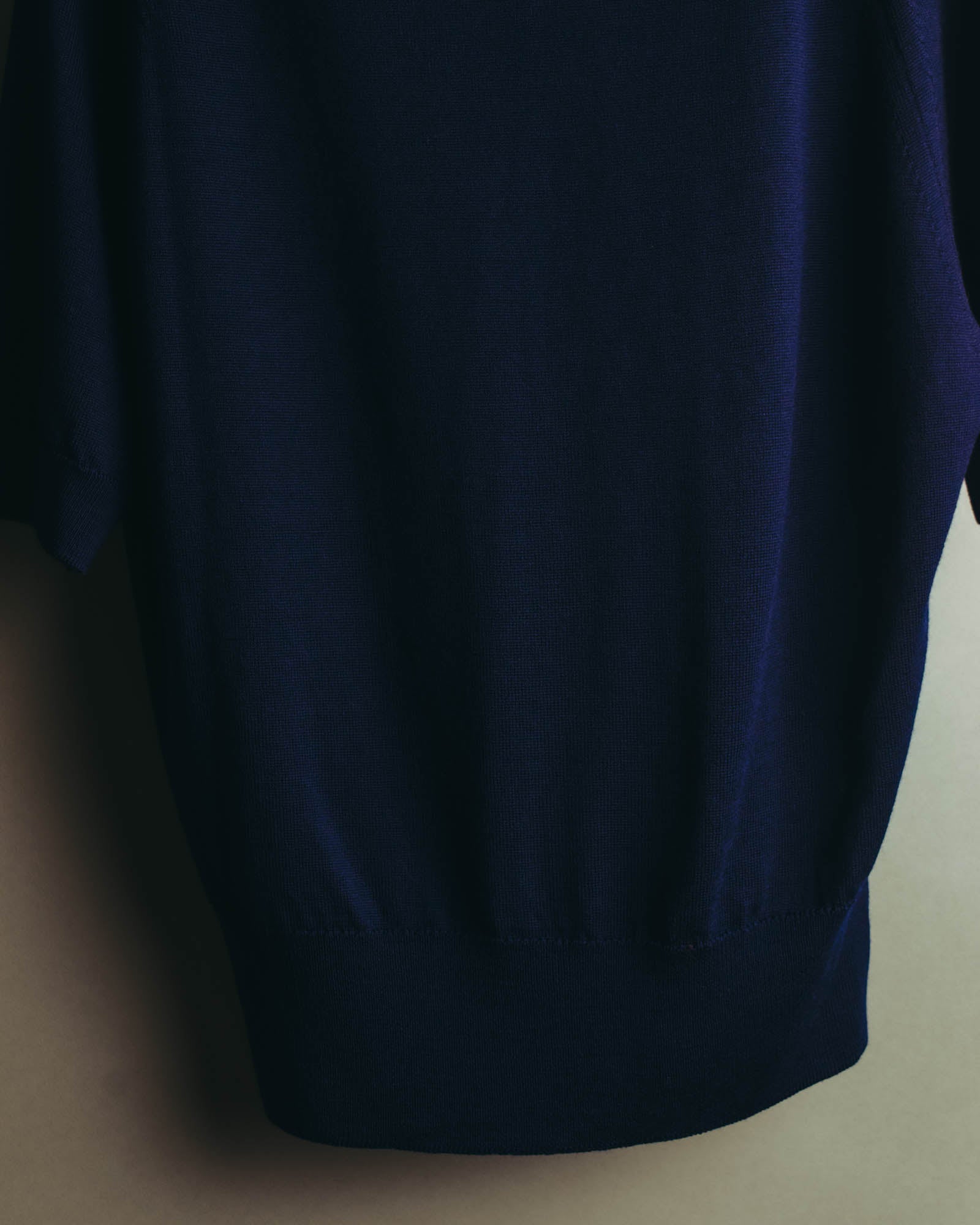 "JOHN SMEDLEY" 90's-00's Fine gauge short sleeve wool knit sweater