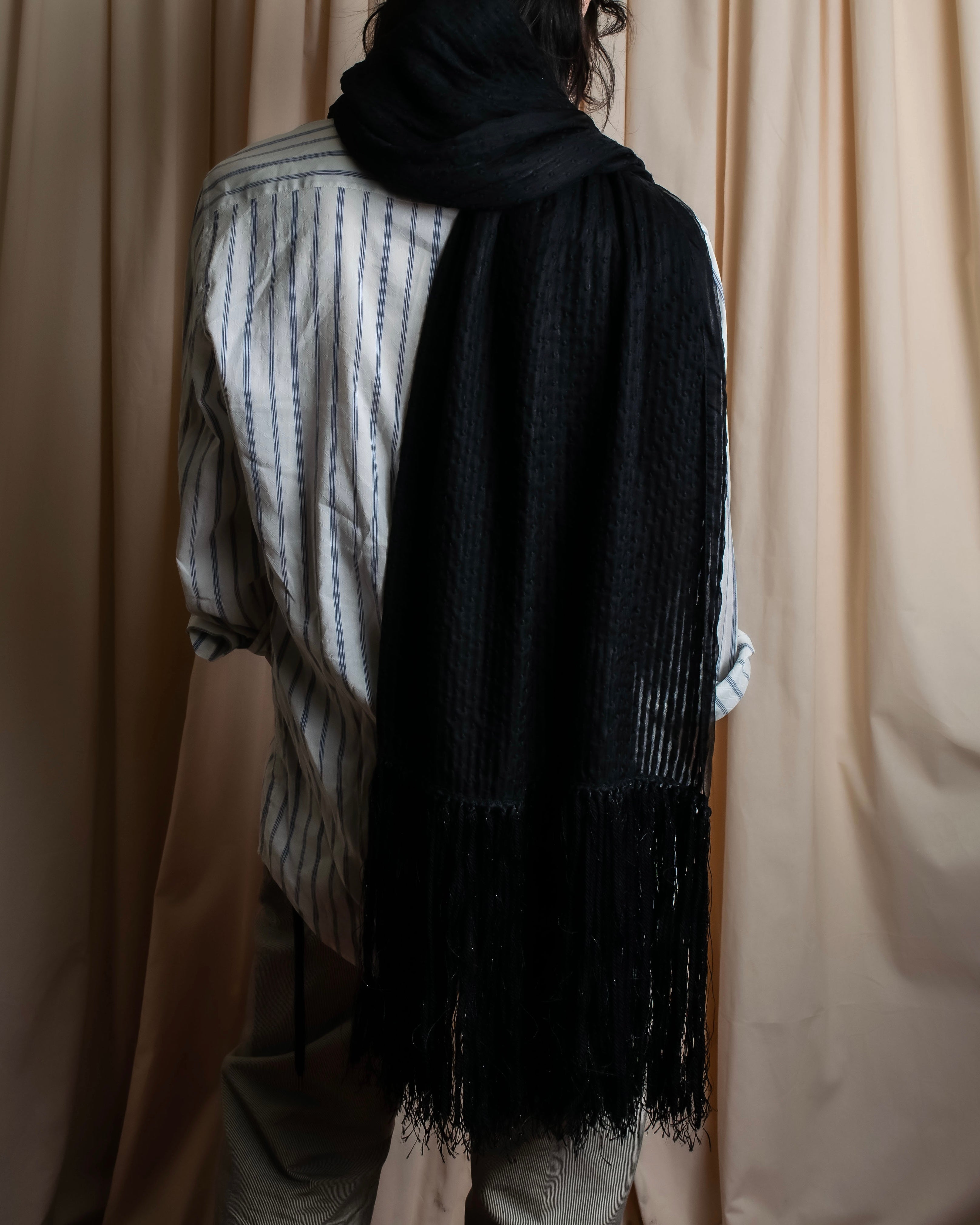 "GIORGIO ARMANI" Waffle low gauge knit fringe design stole