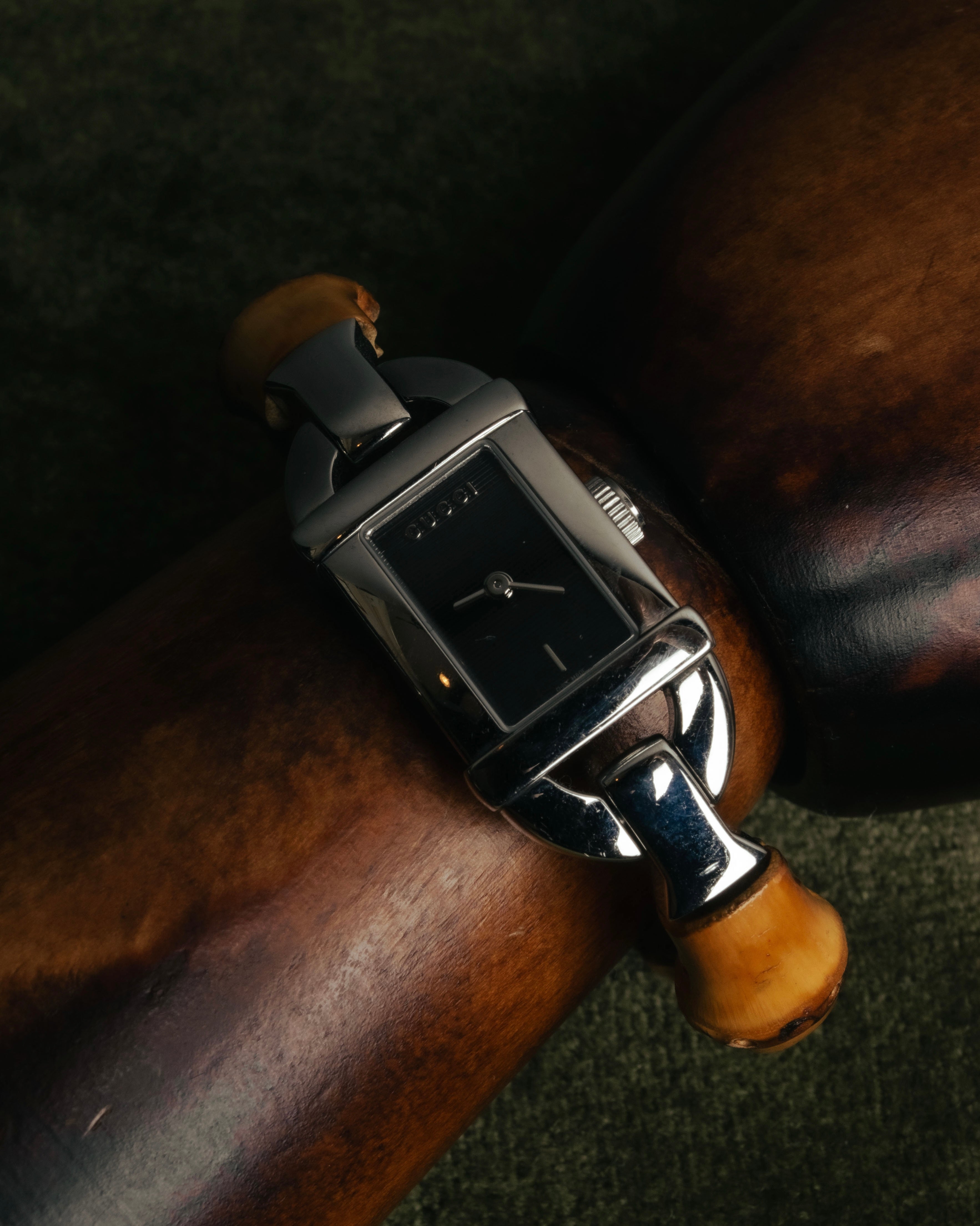 “GUCCI“ 00’s Bamboo bangle watch