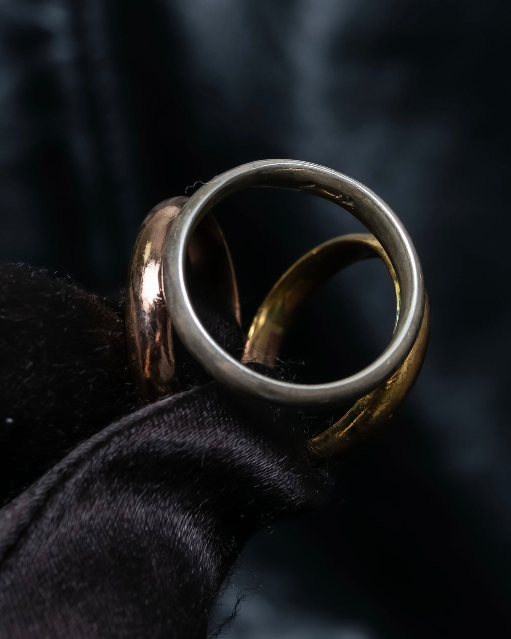 "Maison Martin Margiela" Triangle three-dimensional ring