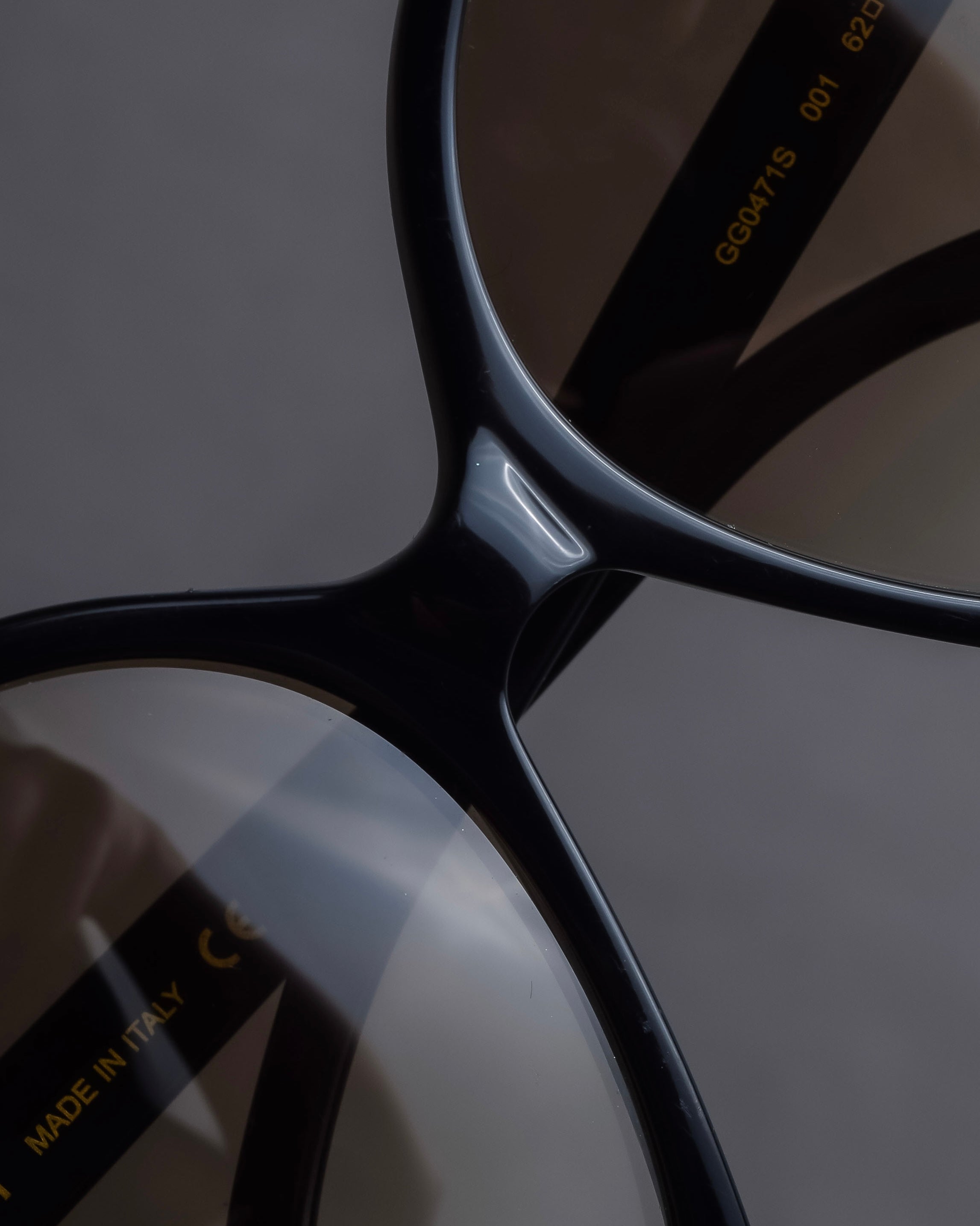 "GUCCI" Butterfly frame oversized shaped sunglasses