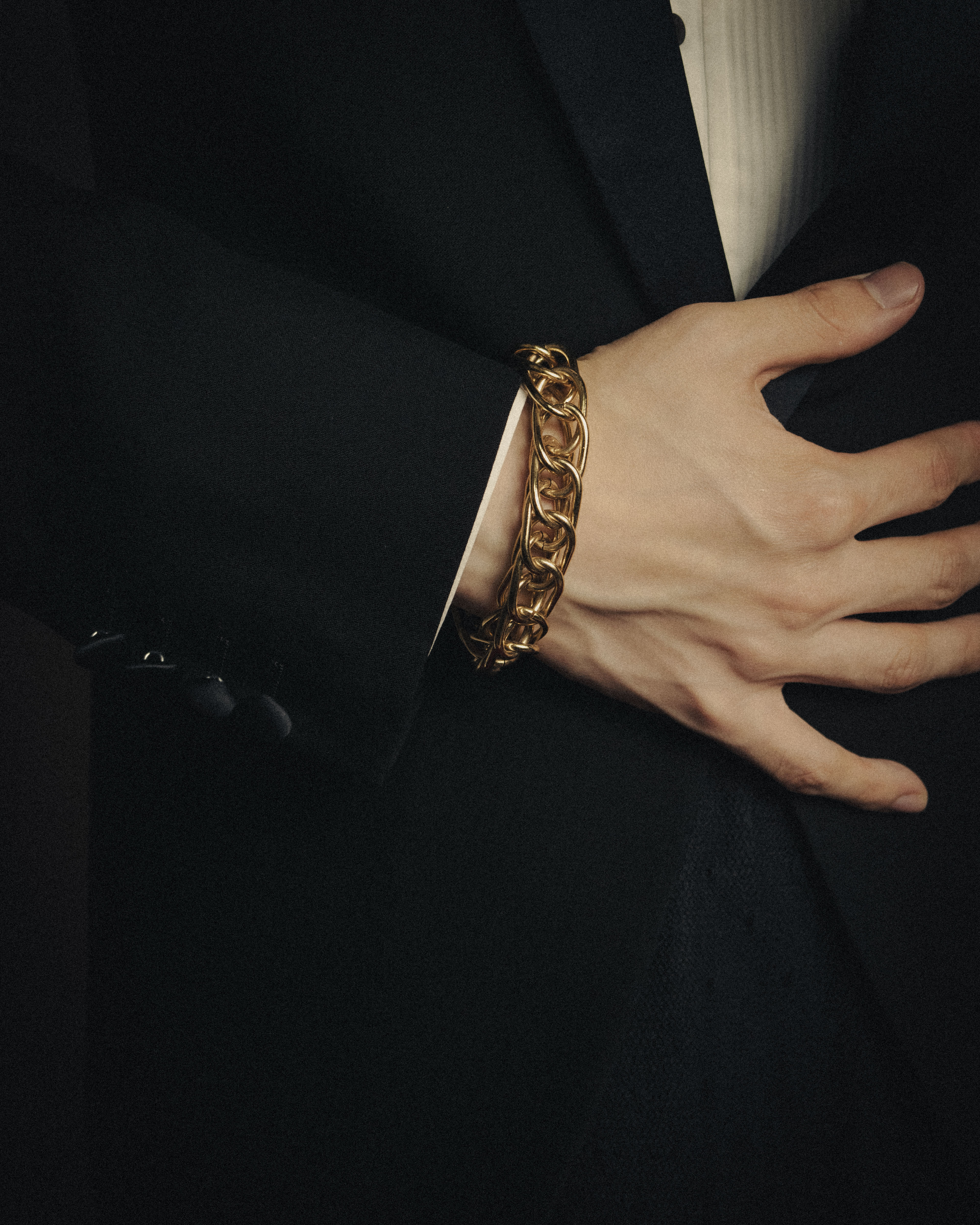 LOEWE ゴールド チェーンリンク ブレスレット SPECIAL– “LOEWE” 80's-90's Interwoven chain bracelet – MOOD