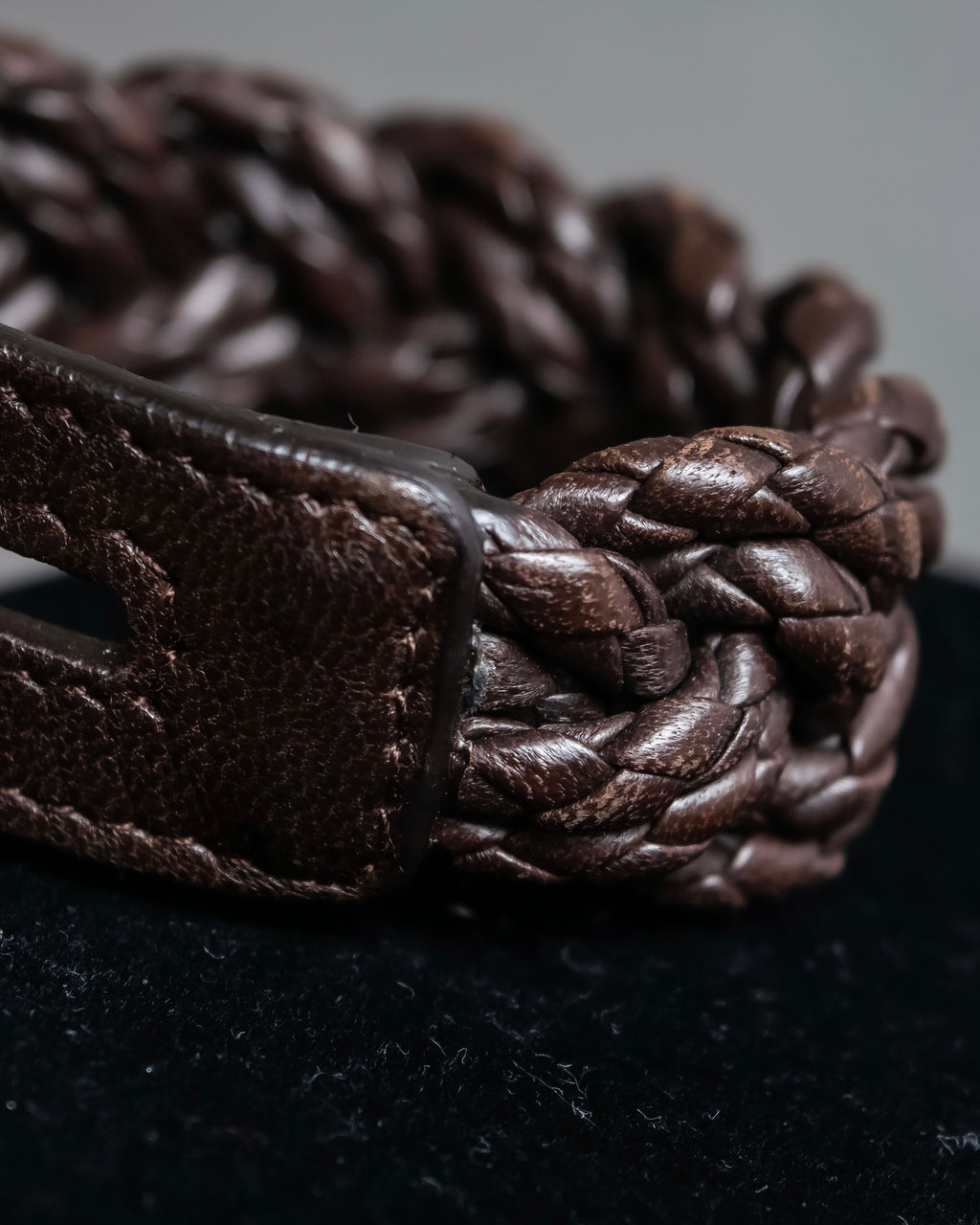 "Vintage intrecciato double buckle leather bracelet"