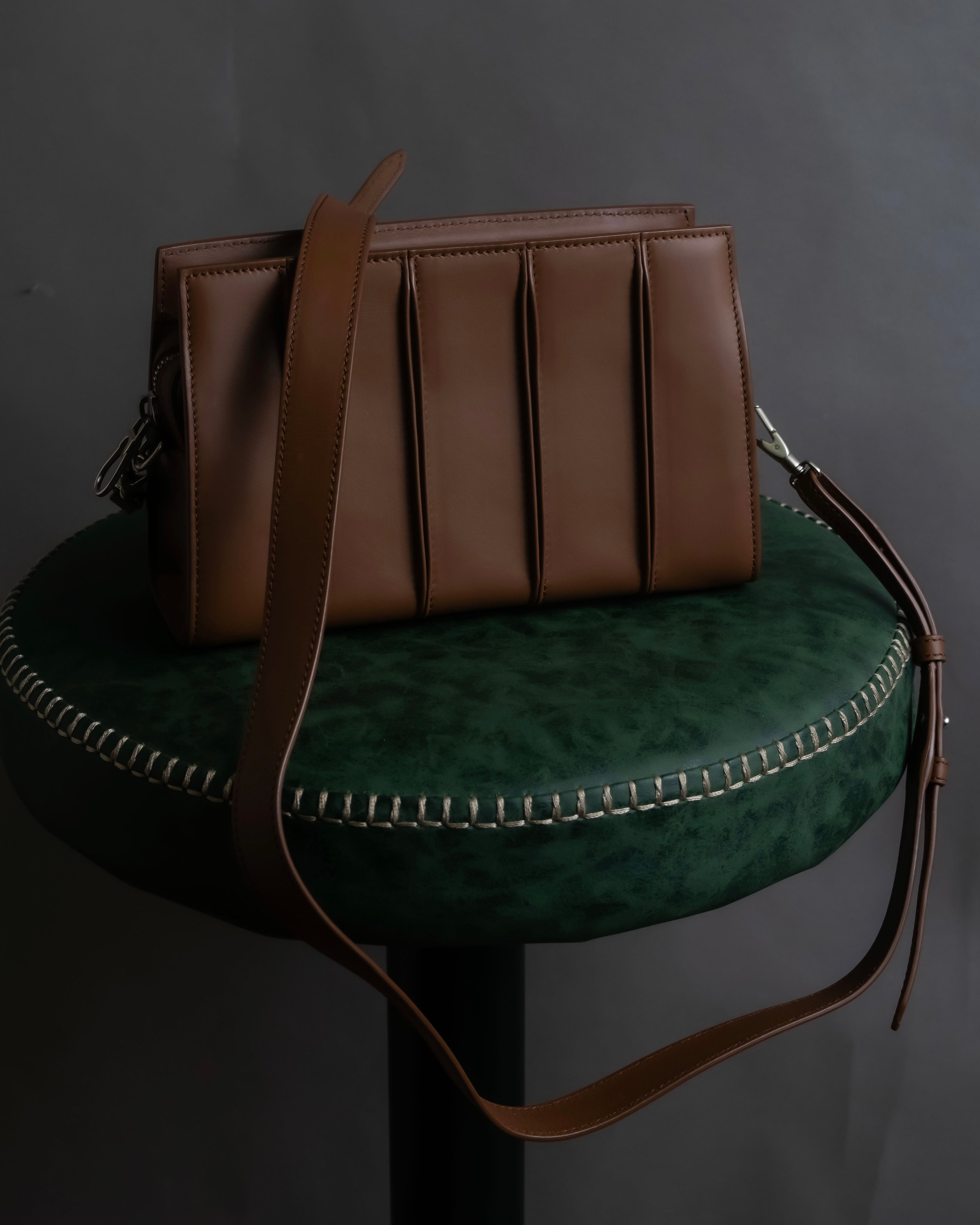 "Max Mara" Renzo Piano design Whitney bag
