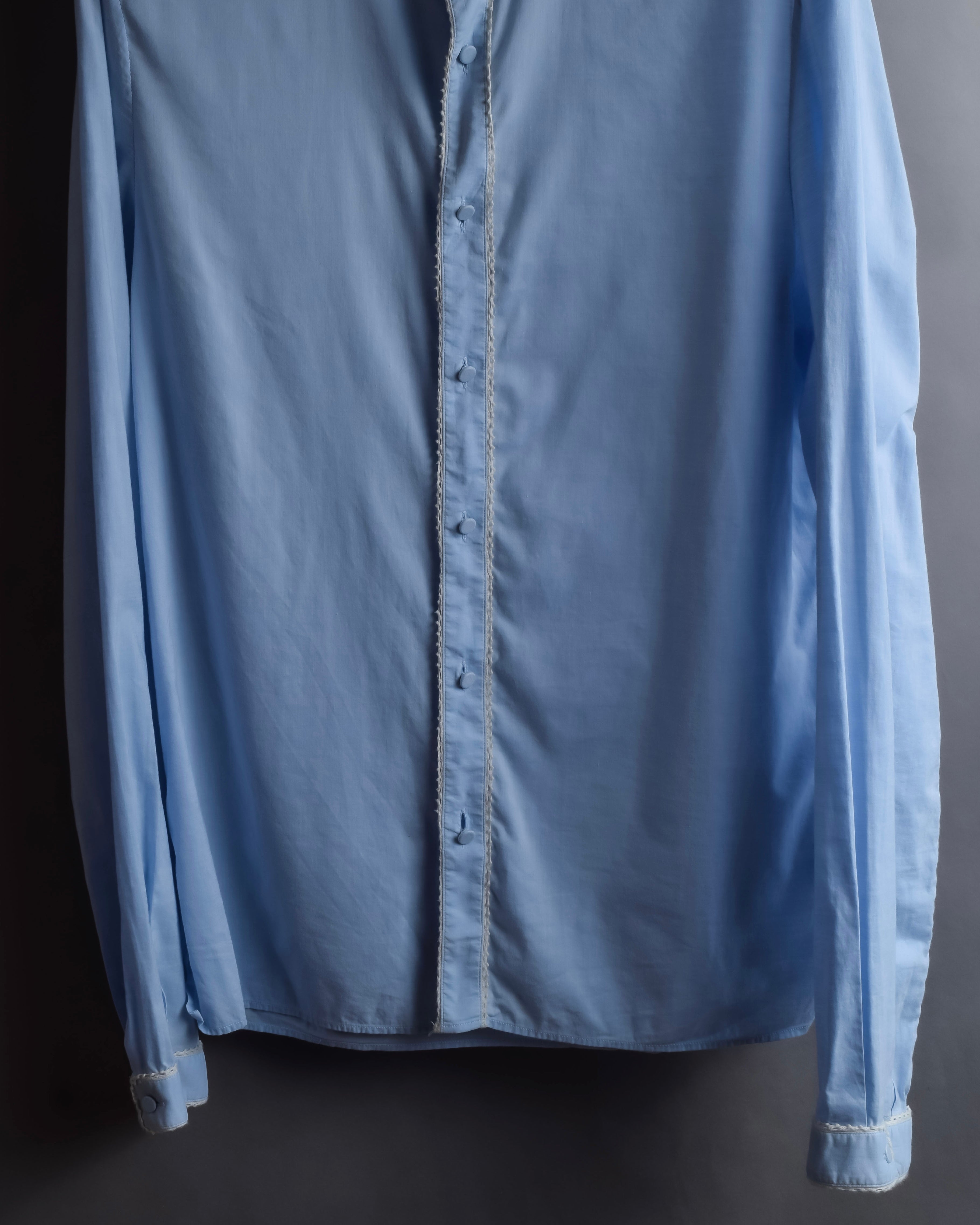 "GUCCI" Lace border design saxe blue shirt