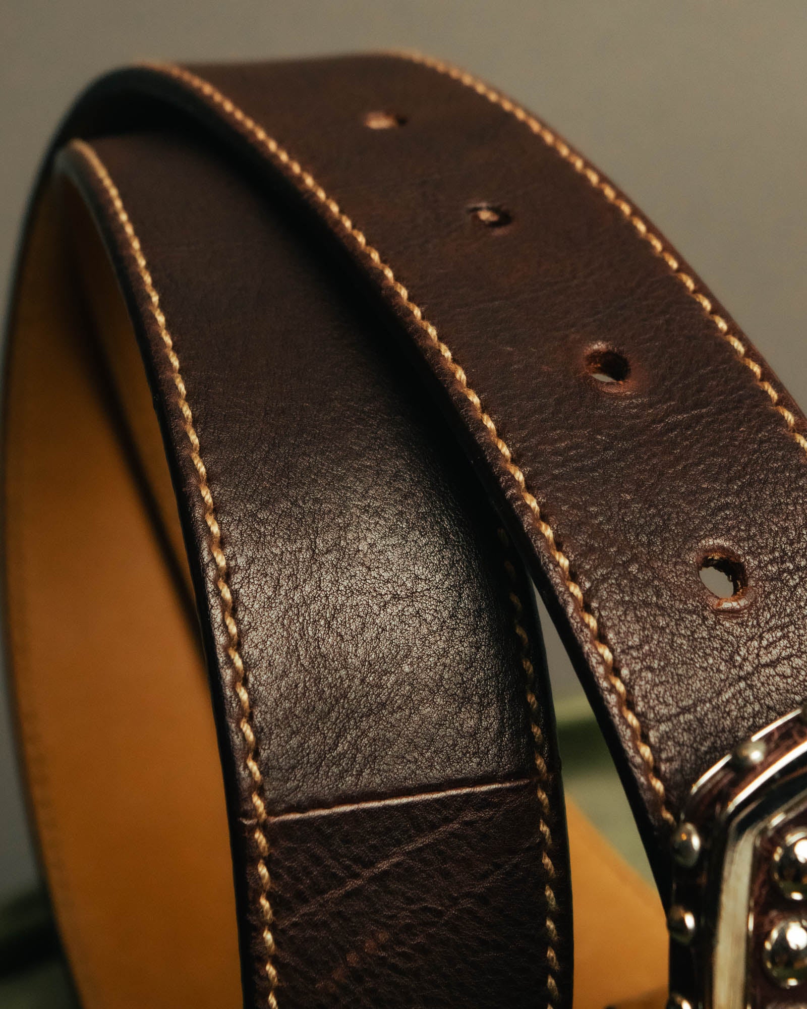 “PRADA” 90’s-00’s Studded logo leather belt
