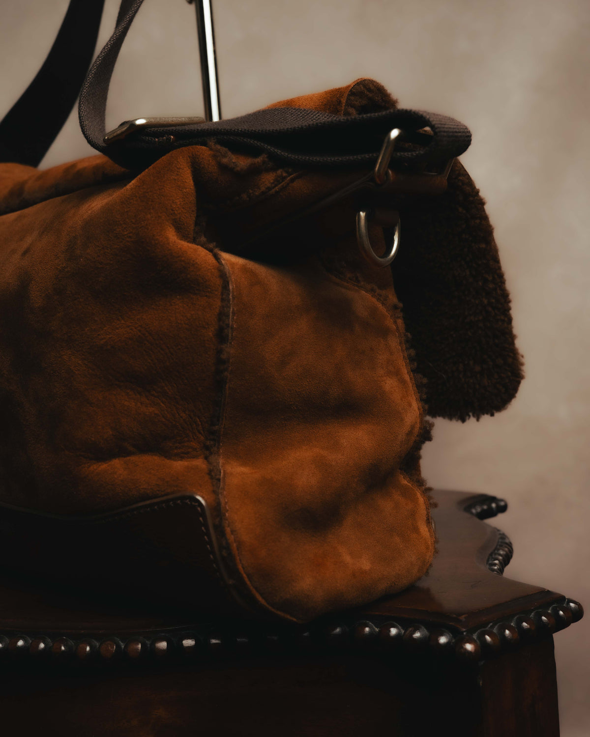 -SPECIAL- "Yves Saint Laurent" 00's Luxurious shearling double buckle messenger bag