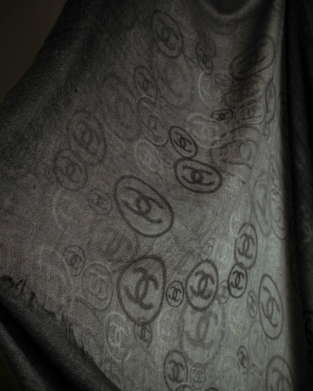 "CHANEL" Logo engraved design cashmere super large stole