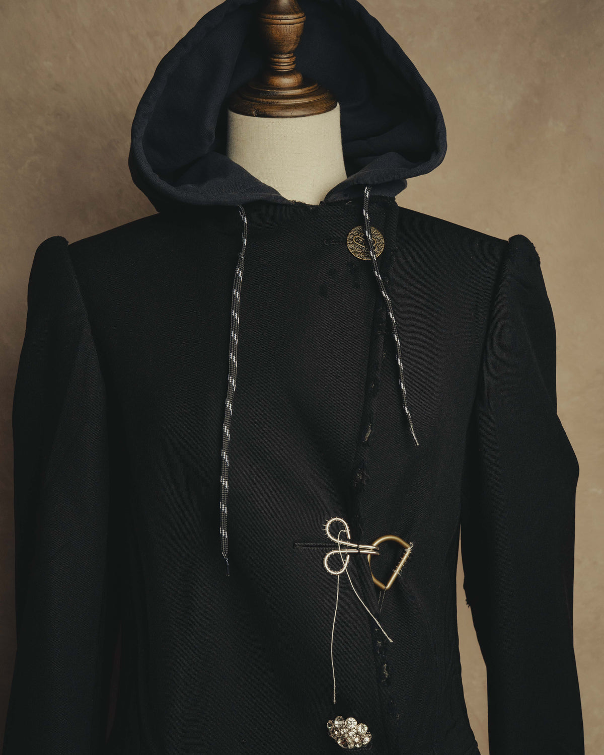 "BALENCIAGA" 2022 Distressed hooded long coat