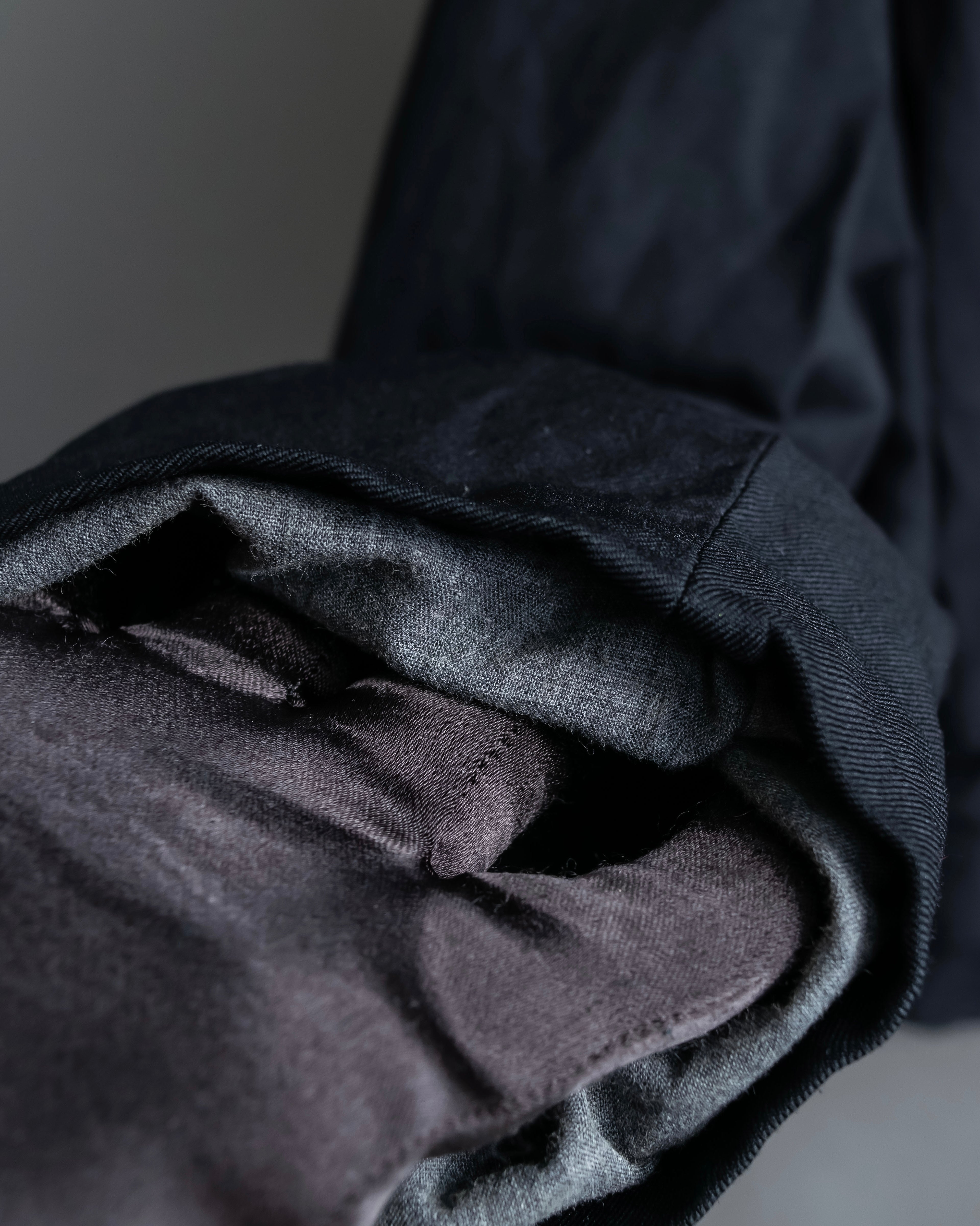 "COMME des GARCONS
COMME des GARCONS" 6 button detail raw edge jacket