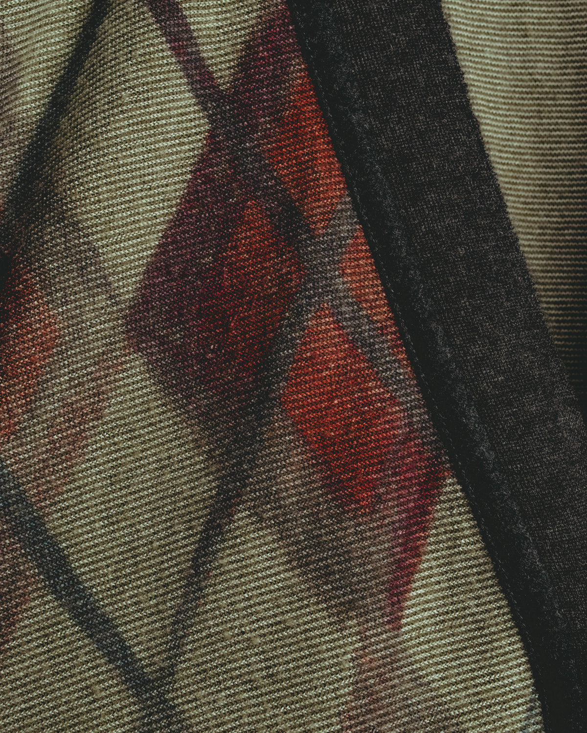 –SPECIAL– "Hermès" 90's-00's Plaid cashmere cardigan