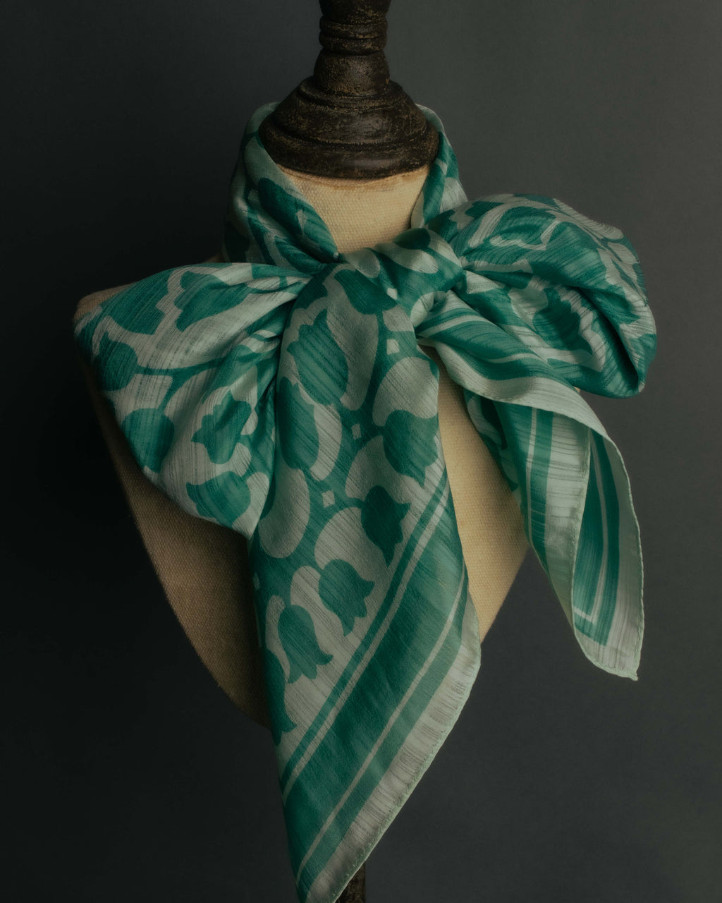 "Christian Dior" 85's-95's Vintage emerald tulip botanical silk shantung scarf