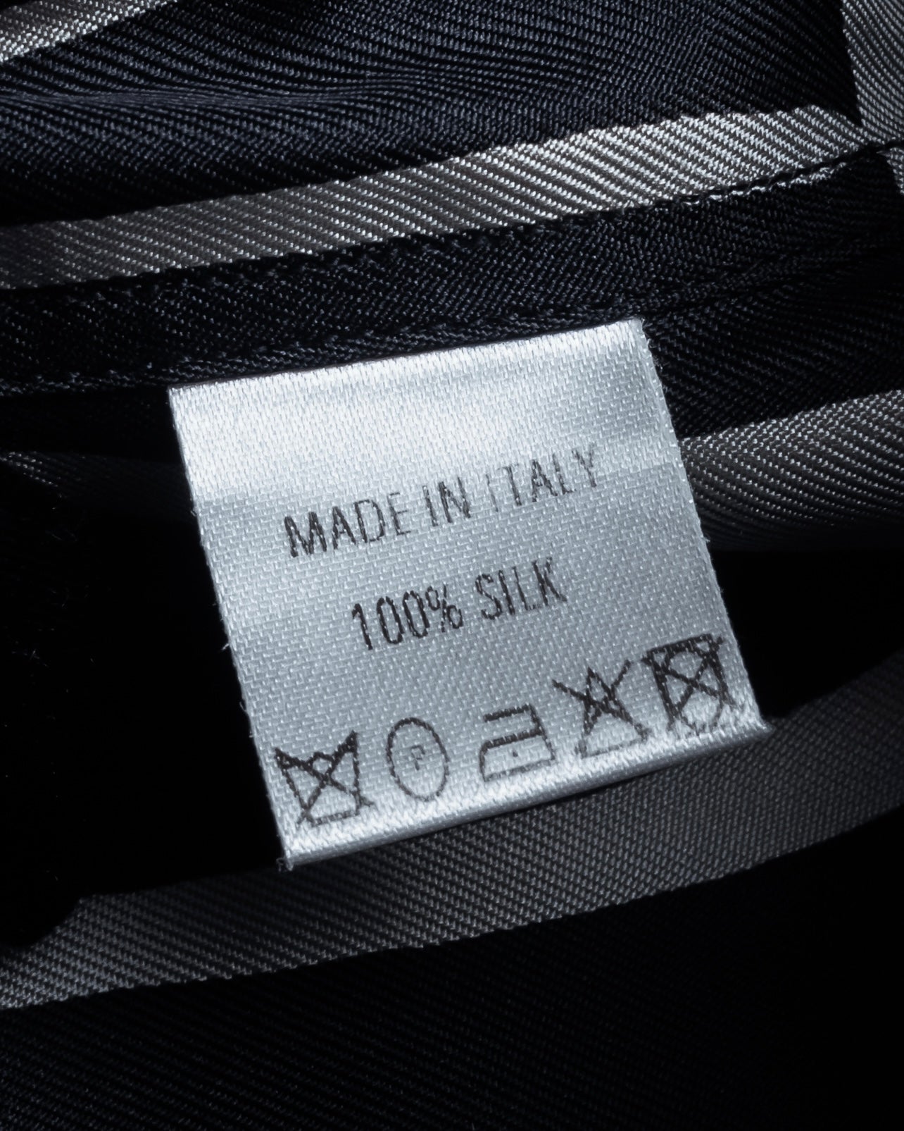 "GUCCI" Handwritten calligraphy pattern silk shirt