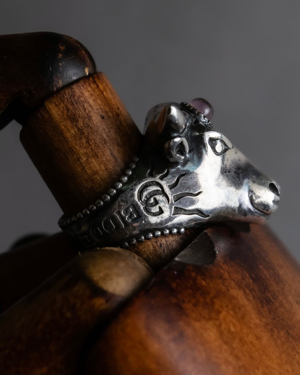 "GUCCI" Anger forest collection silver bullhead motif ring