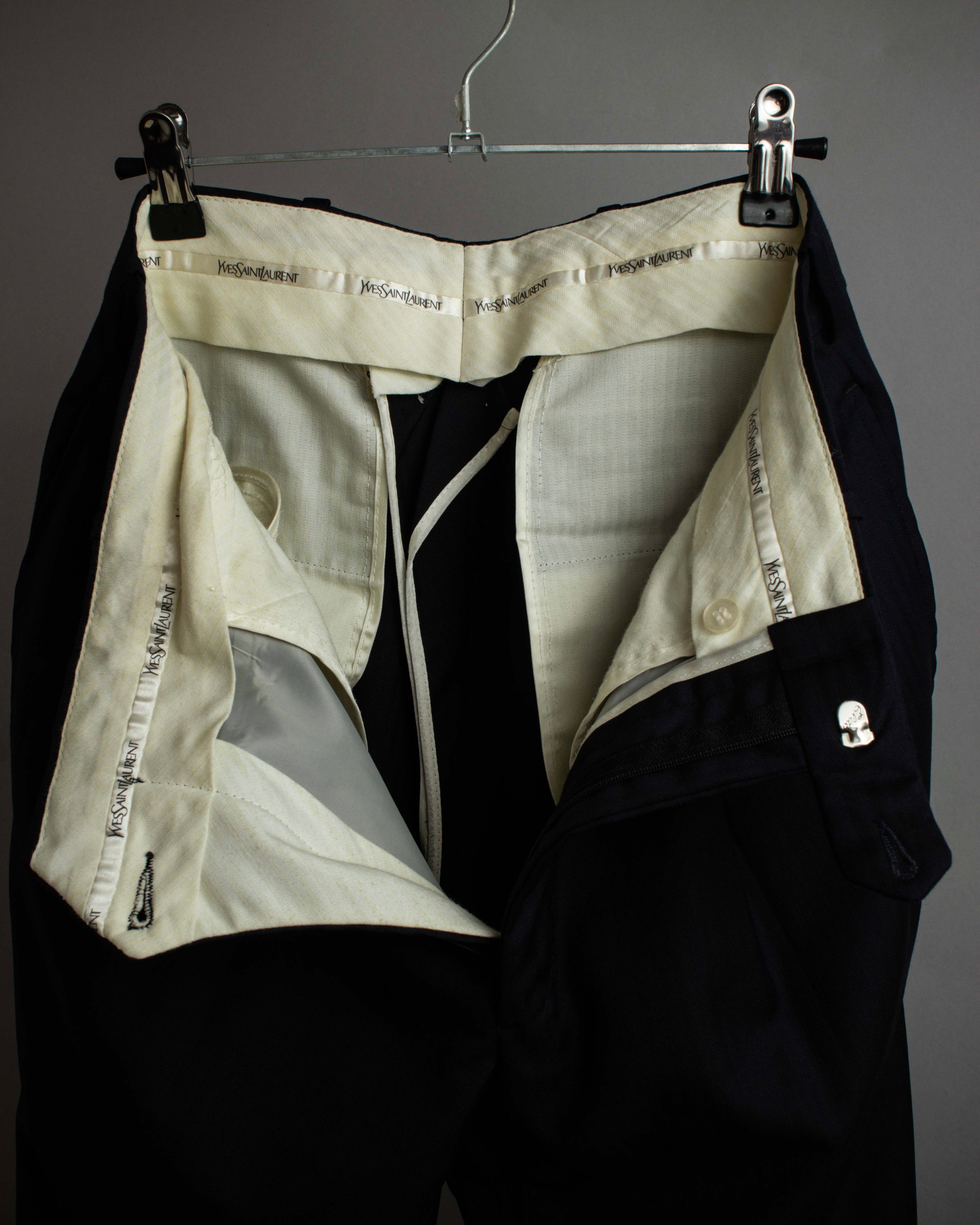 "YVES SAINT LAURENT" Classical tailoring shadow stripe pattern set up