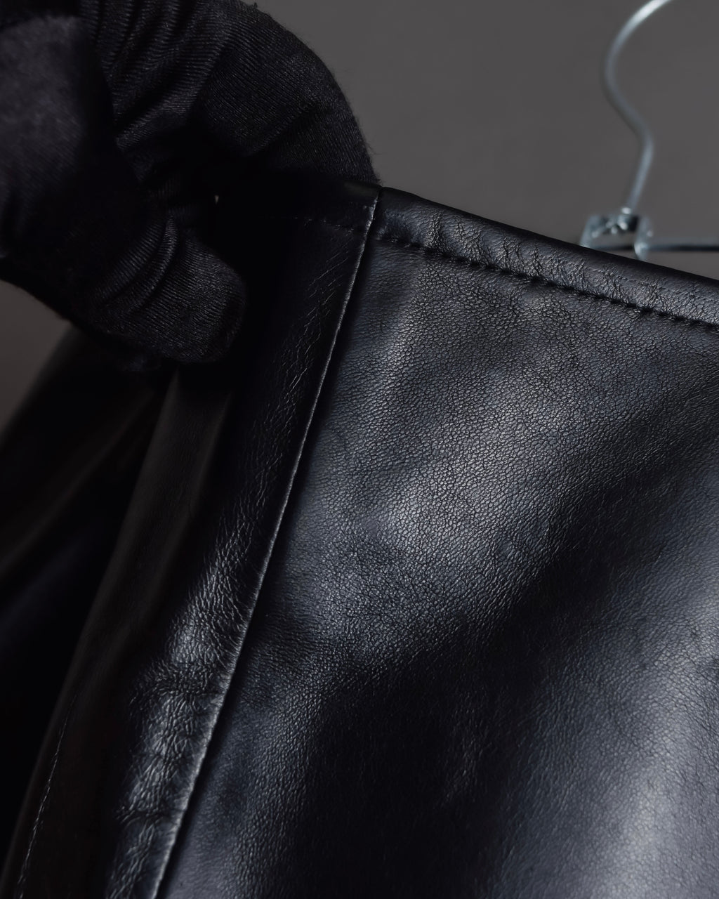 "CELINE" Front metal buckle detail leather skirt