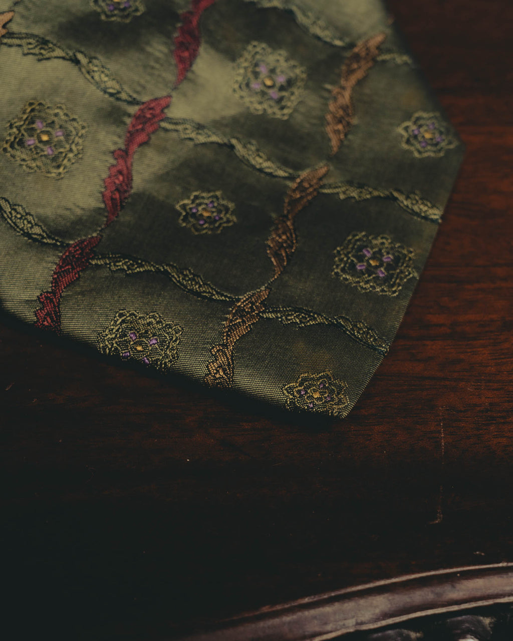 "Yves Saint Laurent" 80's-90's Olive silk jacquard necktie