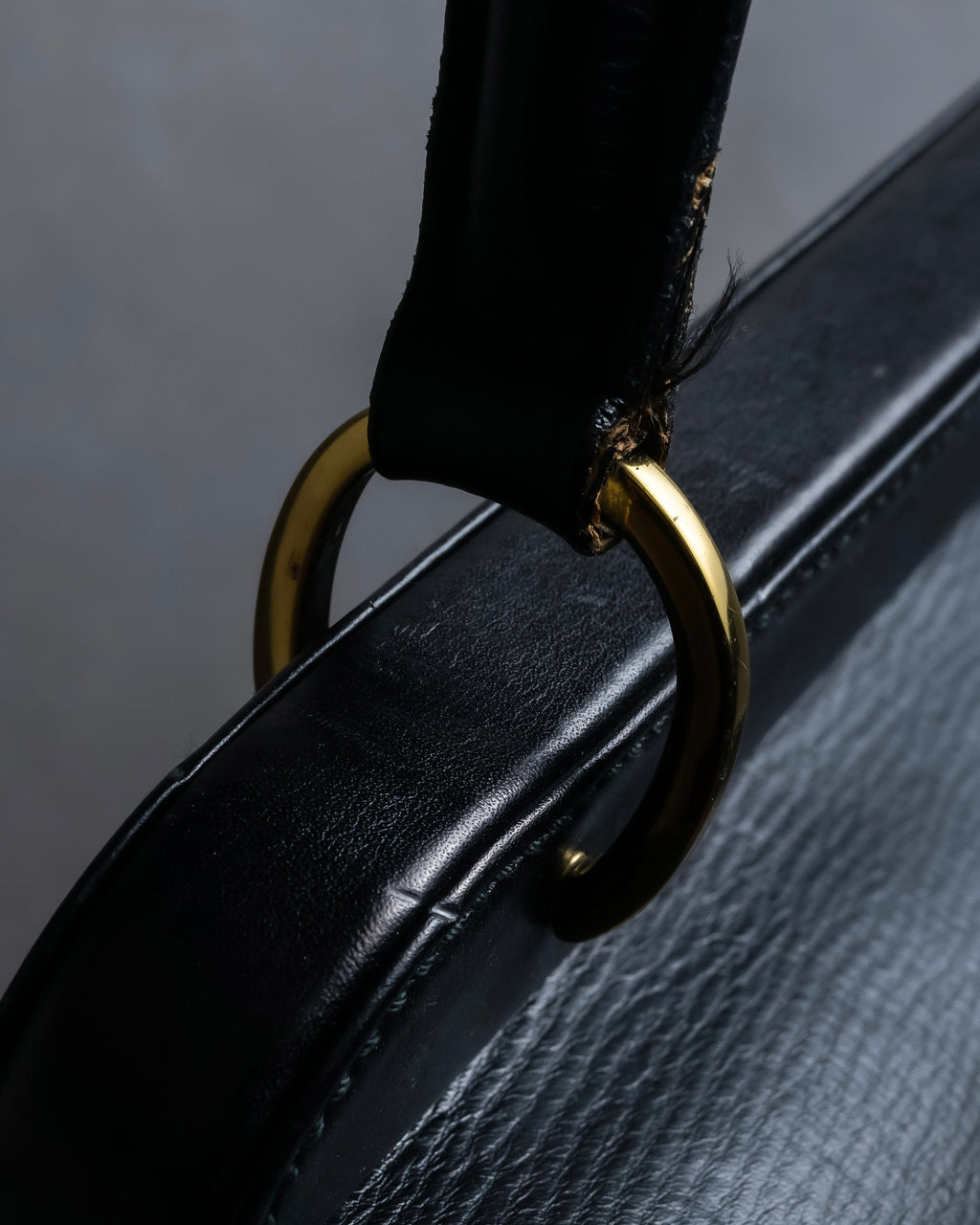 "GUCCI" Double flap design grained leather one-handle bag