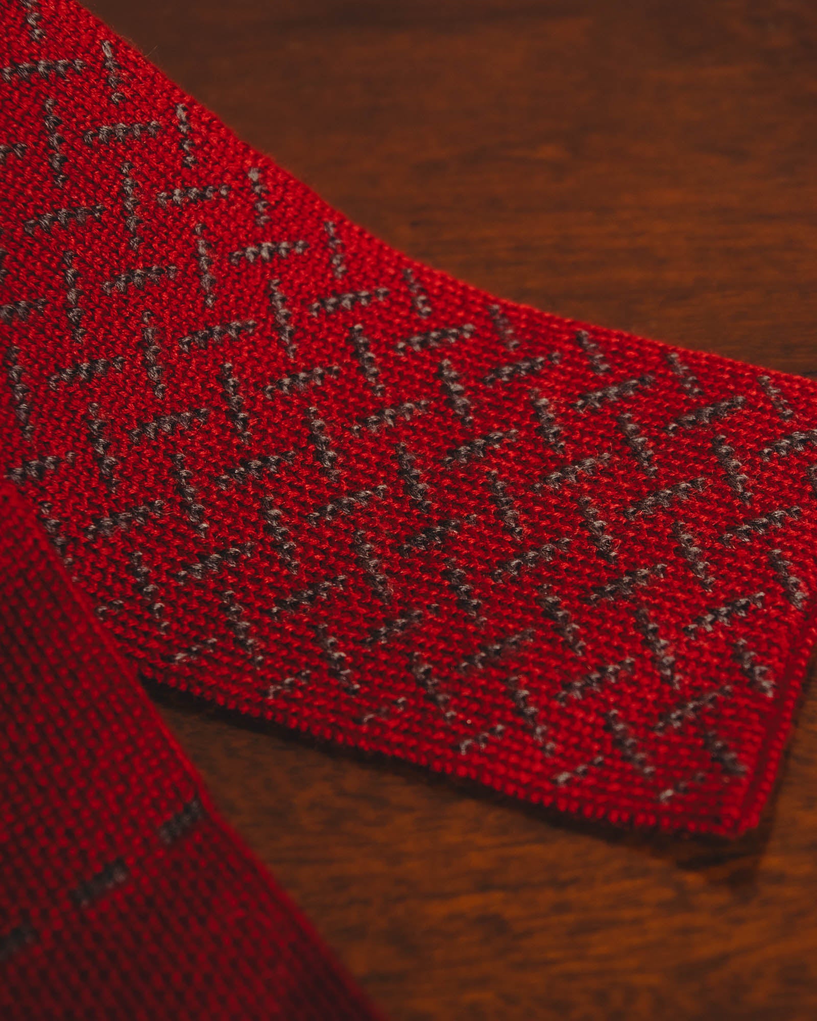 "Hermès" Silk knit scarf tied
