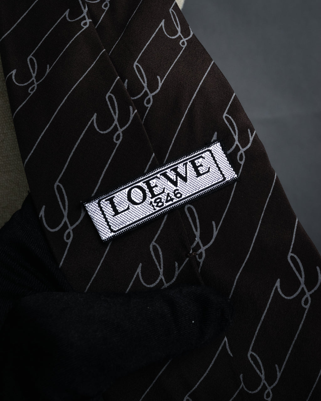 “LOEWE” 2000’s Script monogram silk tie
