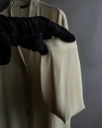 "GIORGIO ARMANI" Ivory color no collar silk shirt