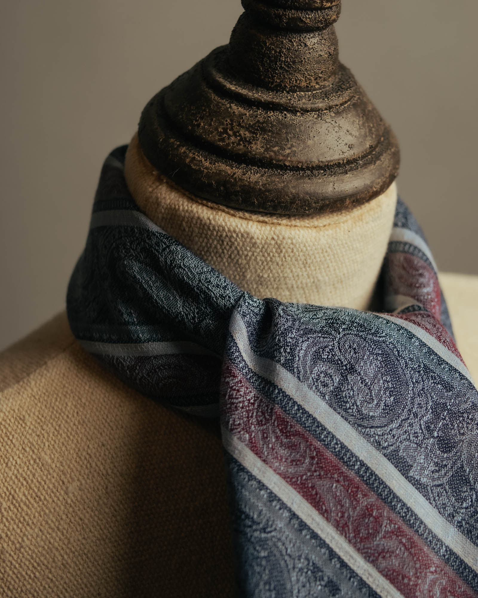Yves Saint Laurent” 90's-00's Paisley stripe cotton scarf – MOOD