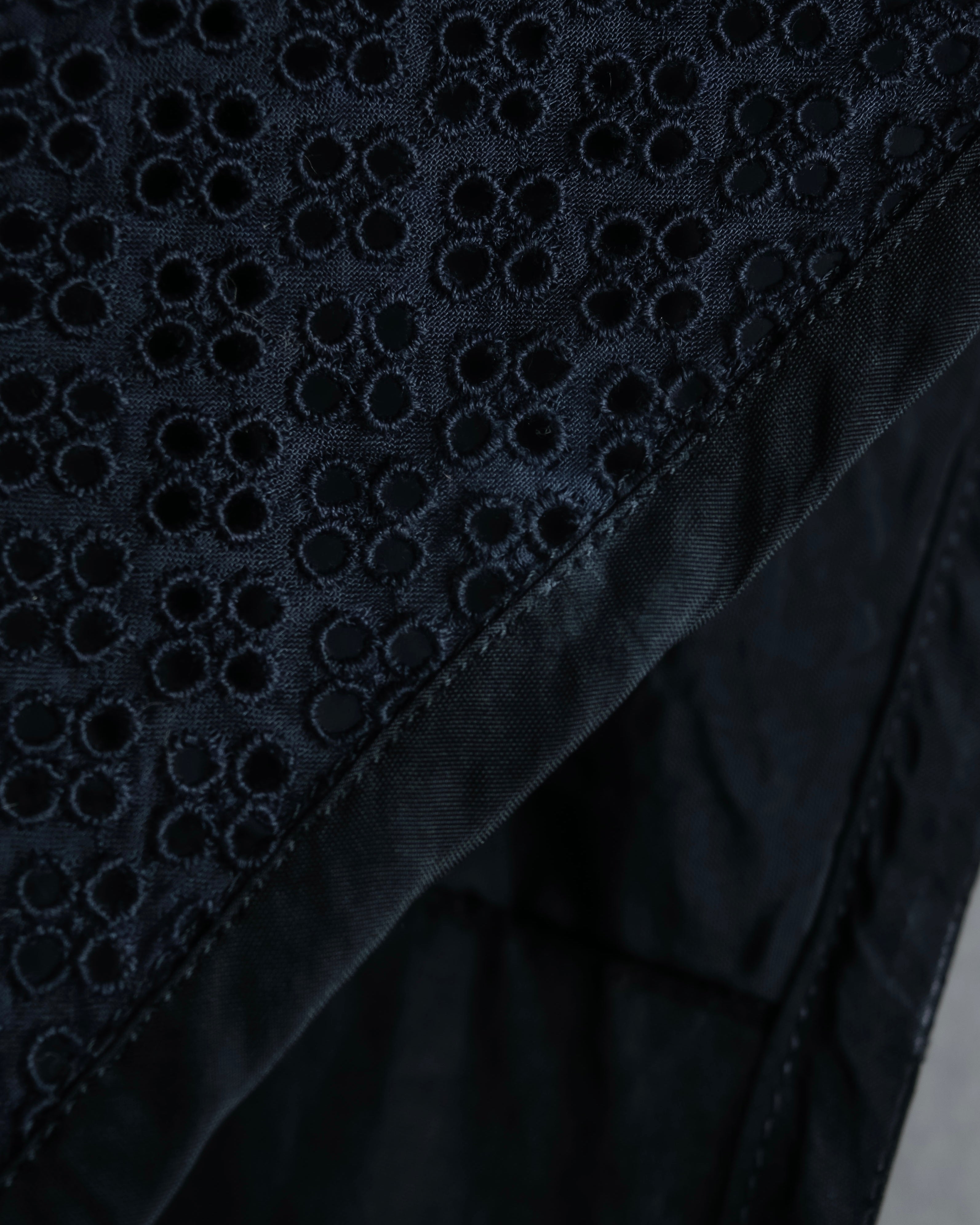 "tricot COMME des GARCONS" 96SS eyelet lace design patterned fabric switching vest