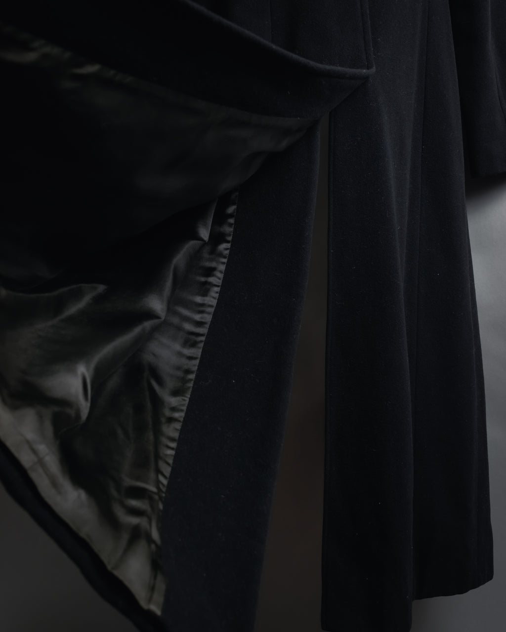 Abrigo con cuello de piel súper largo de los años 90-00 de MAX&Co.