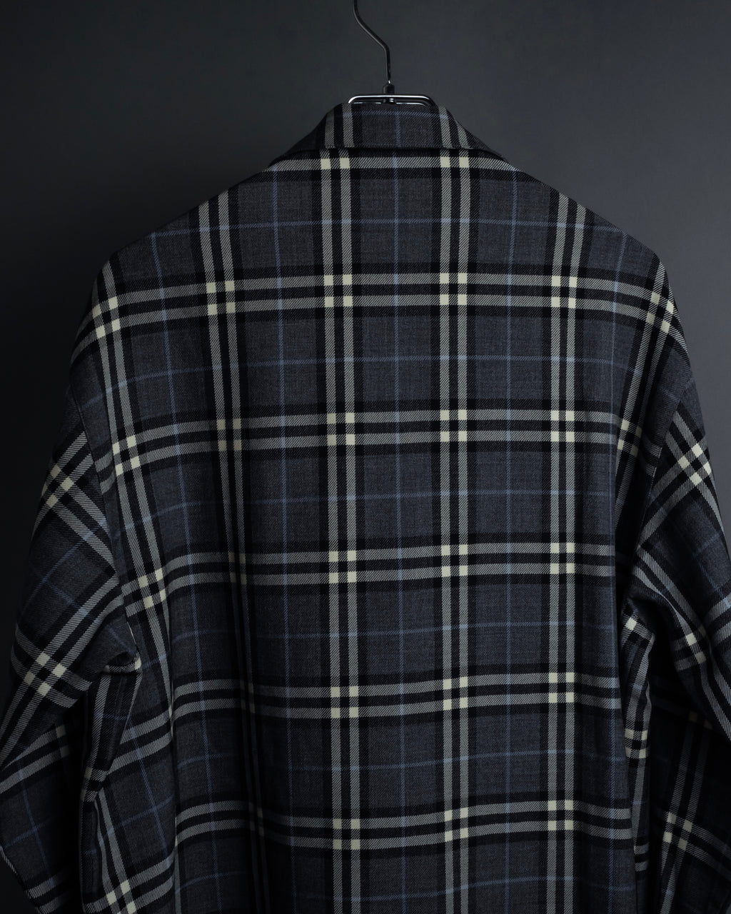 "BURBERRYS" Gold metal button design check pattern wool shirt