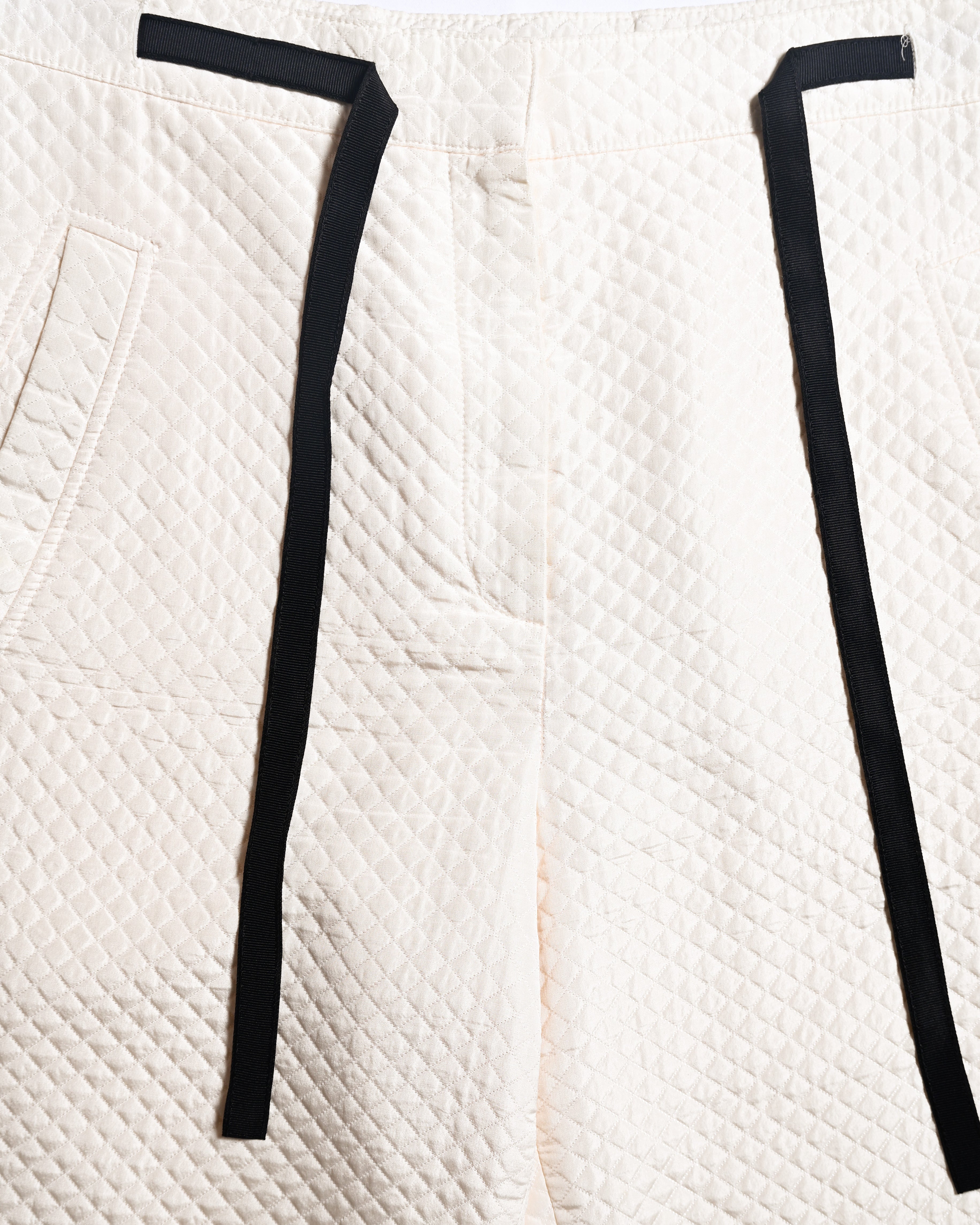 Chiristian Dior by Maria Grazia Chiuri/ Silk Blend Diamond Quilted Shorts White