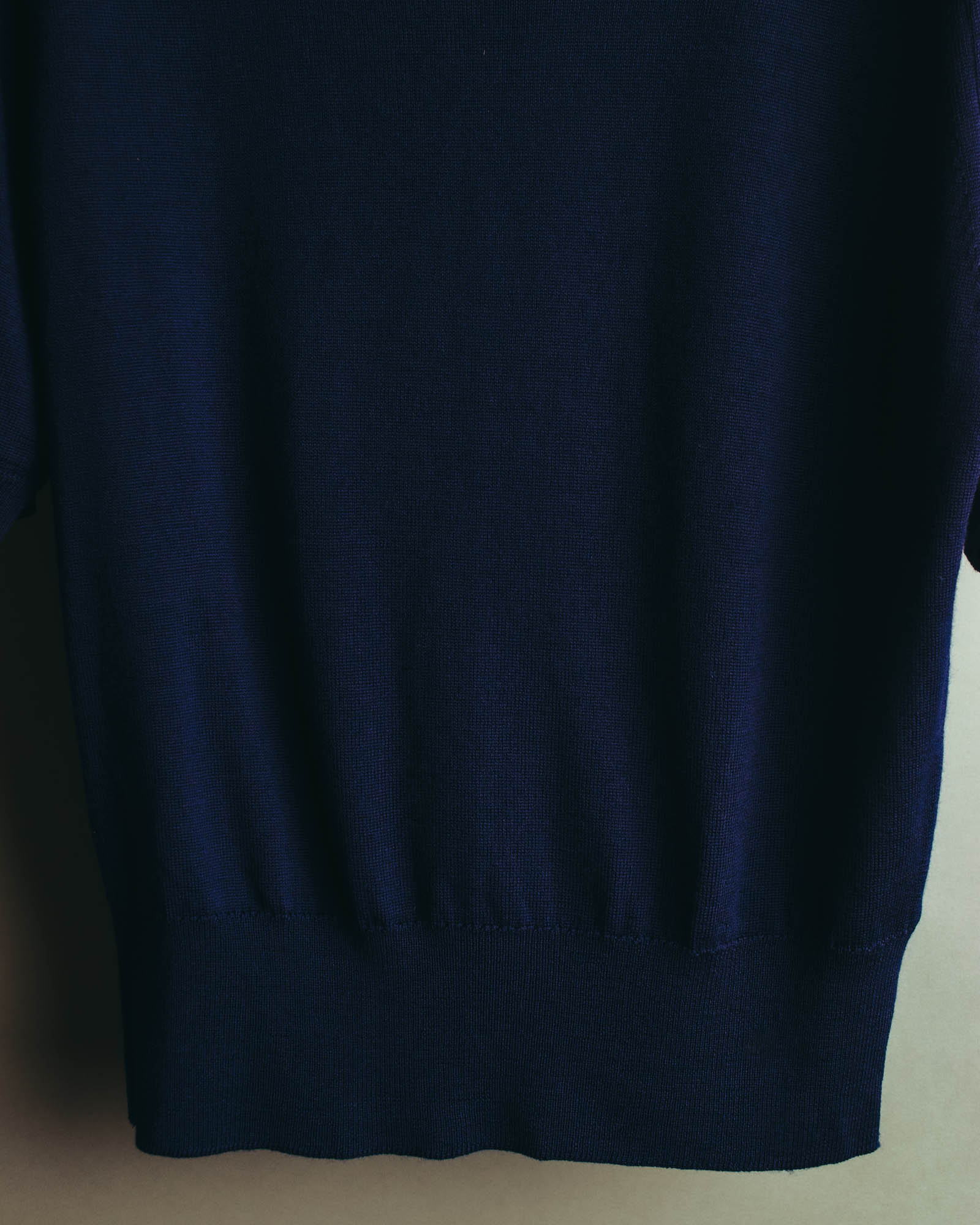 "JOHN SMEDLEY" 90's-00's Fine gauge short sleeve wool knit sweater
