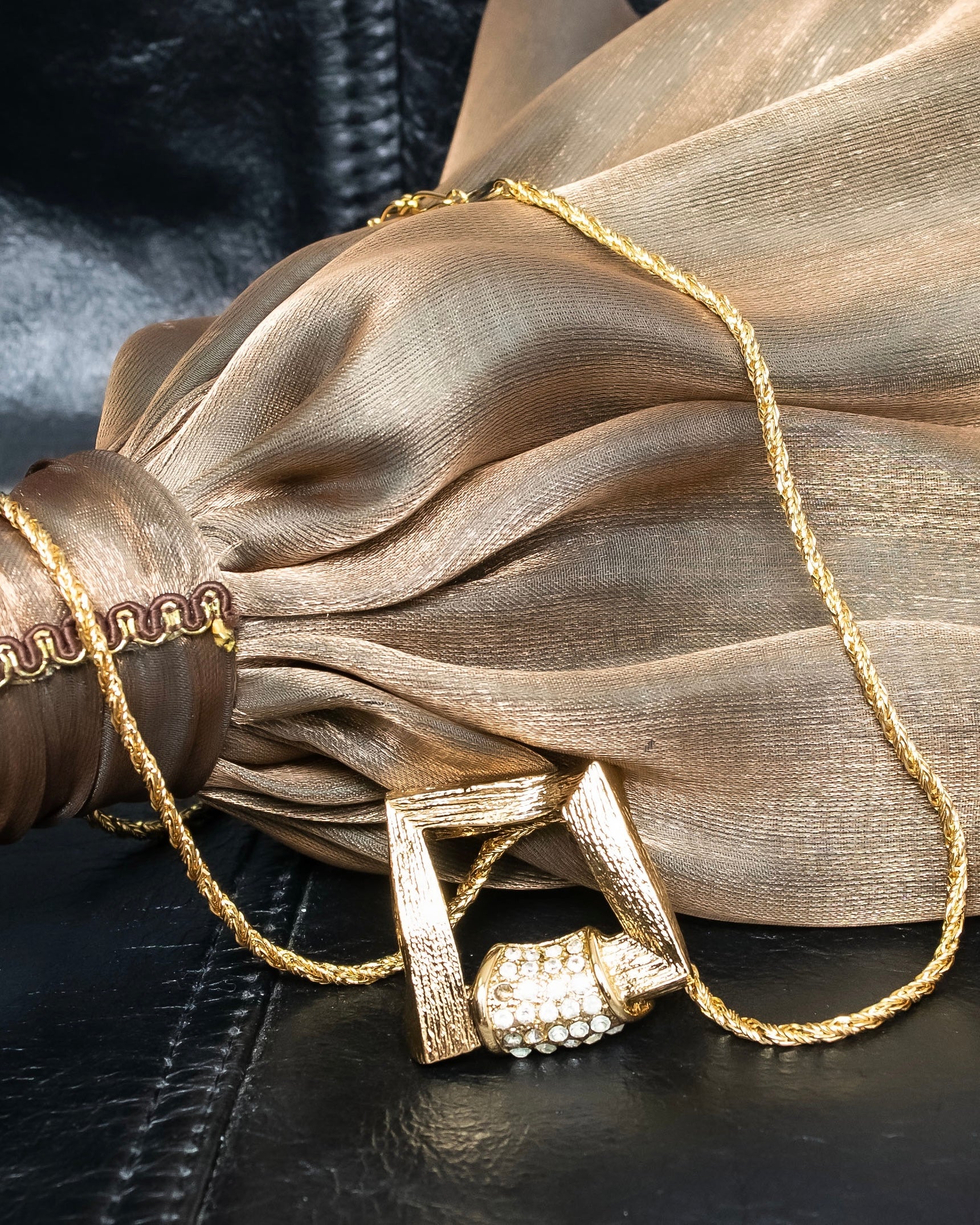 "YVES SAINT LAURENT" rhinestone motif gold necklace