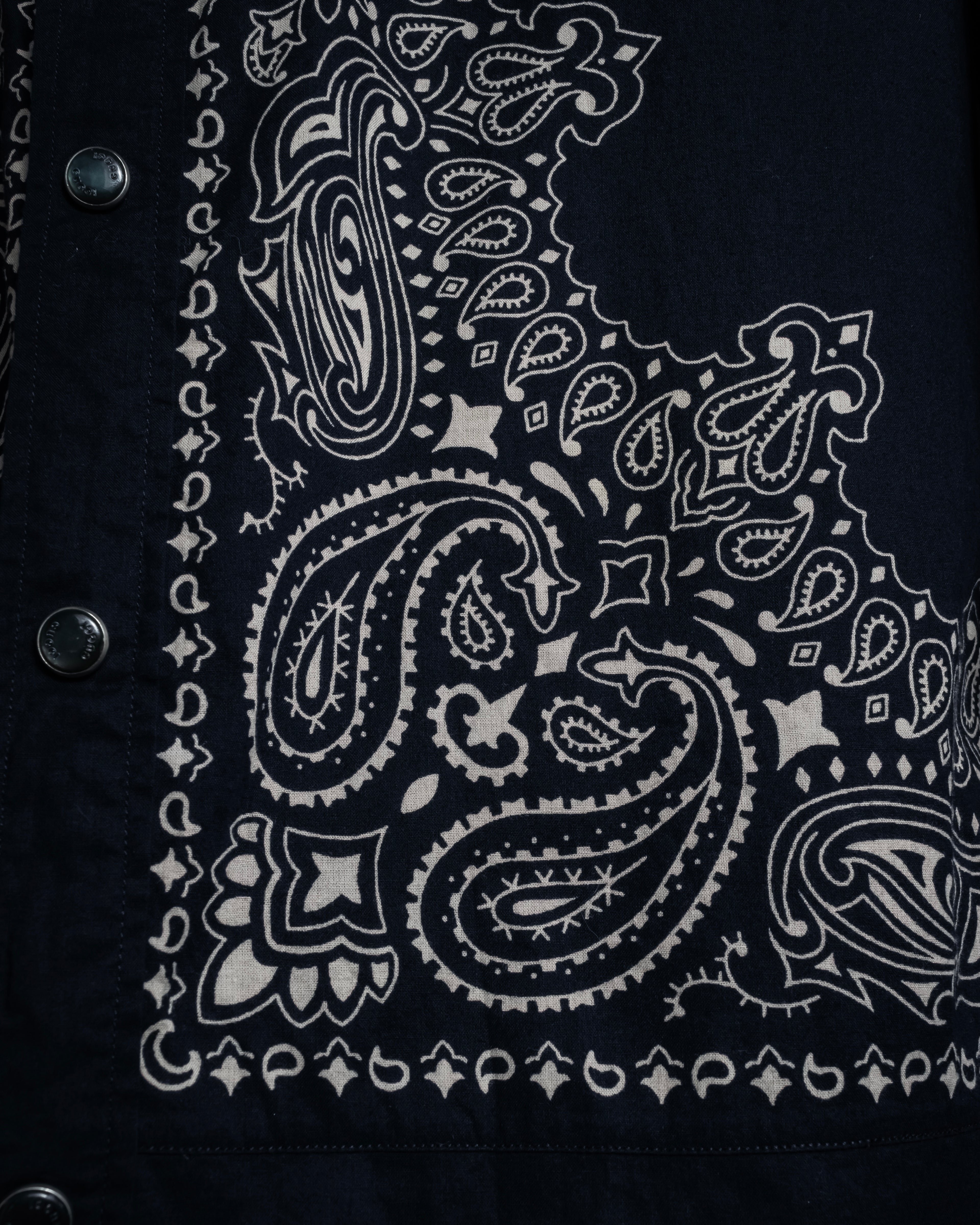 “GUCCI” 2011-12 Bandana panel print shirt