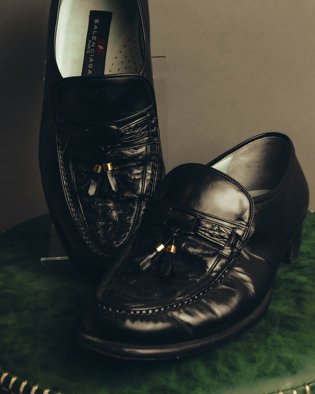 "BALENCIAGA" 80's-90's Textured leather tassel loafers