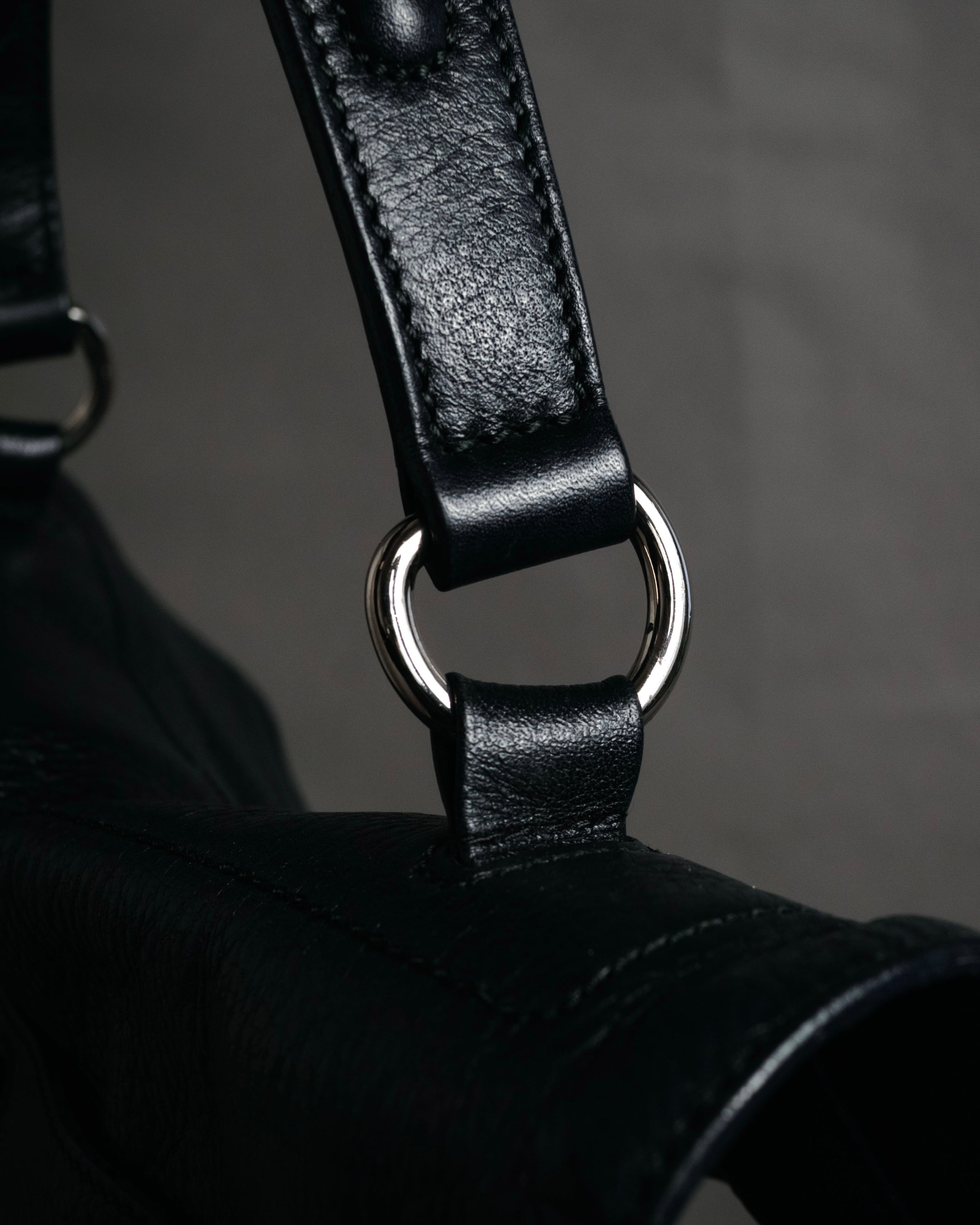 “YVES SAINT LAURENT” Late 2000s Muse Two grained leather flap hand bag