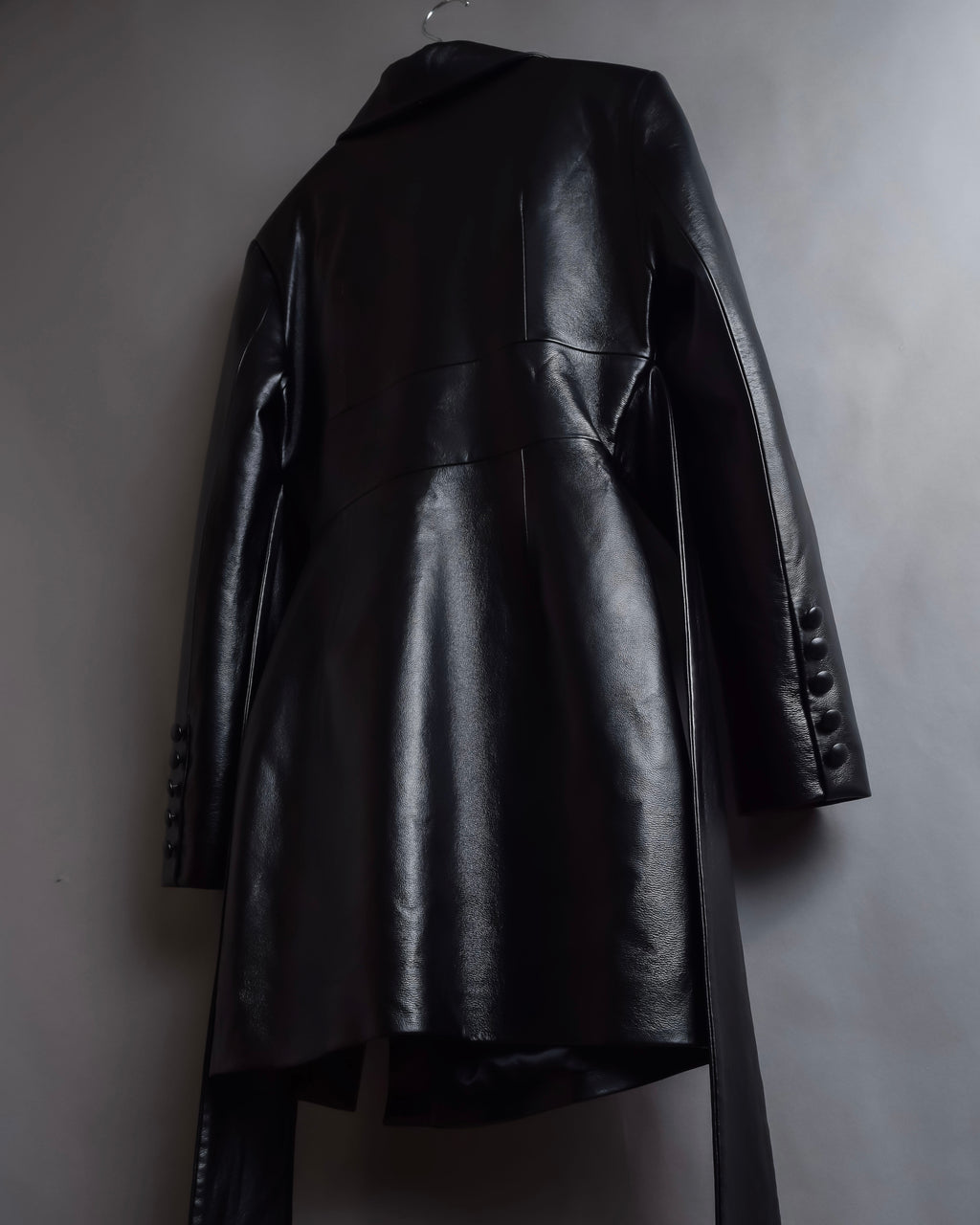 "MATÉRIEL TBILISI" Draped belted synthetic leather long jacket