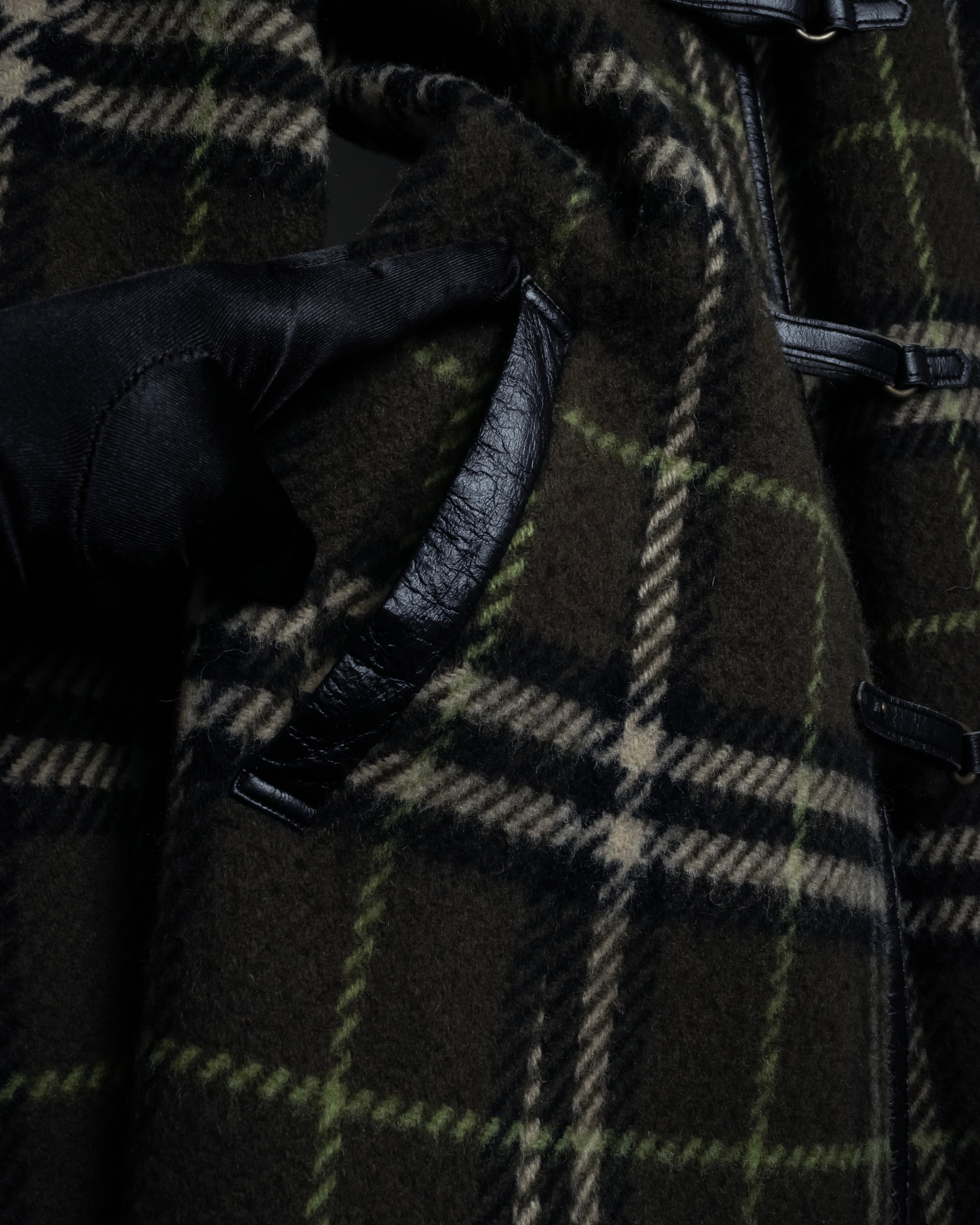"BURBERRY" Leather switching design check tweed coat