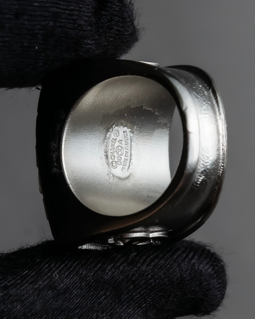 "CHANEL" 00AW Karl Lagerfeld period clear stone design logo engraved ring
