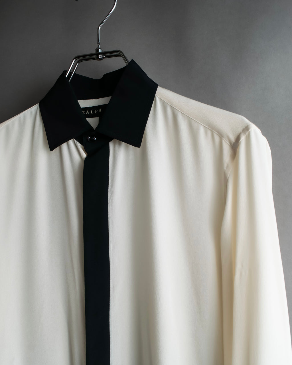 "Ralph Lauren" High density woven silk clerical shirt