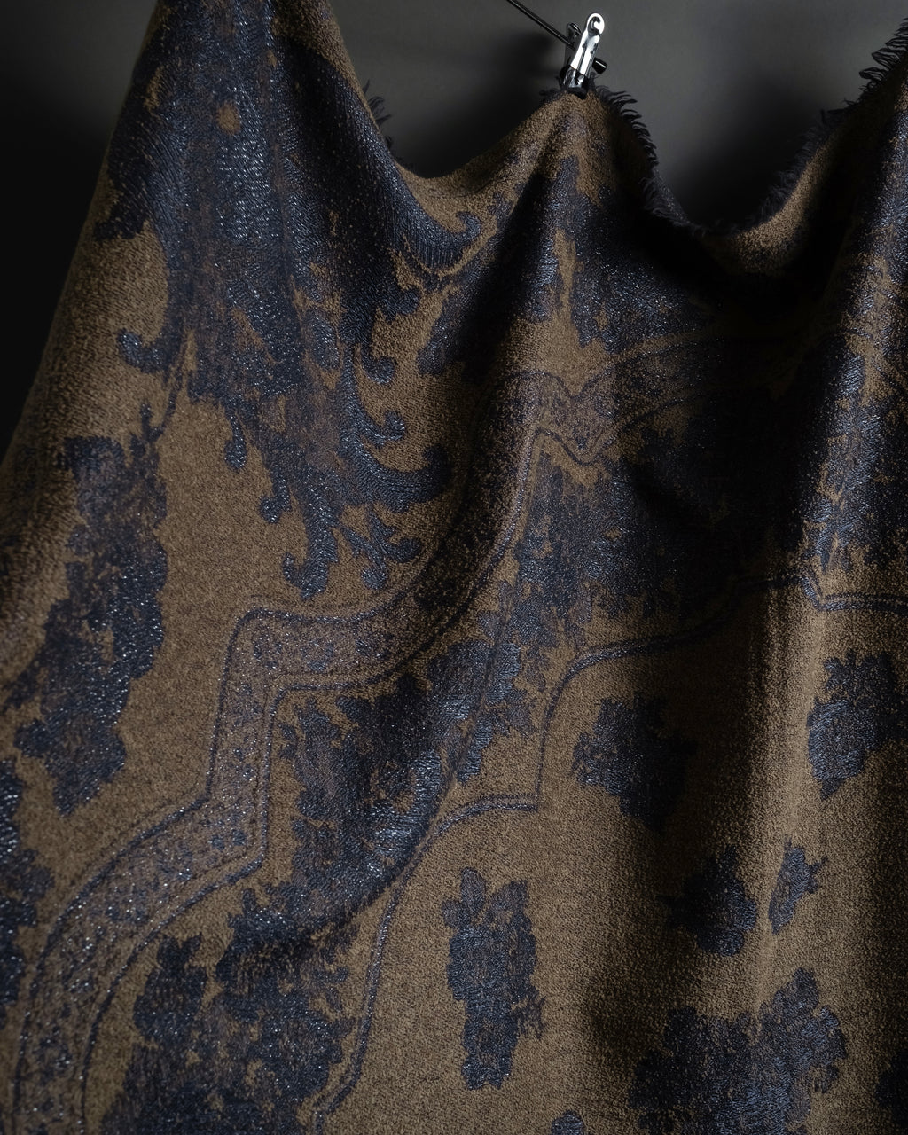 "BALENCIAGA" Large size lame jacquard weave stole