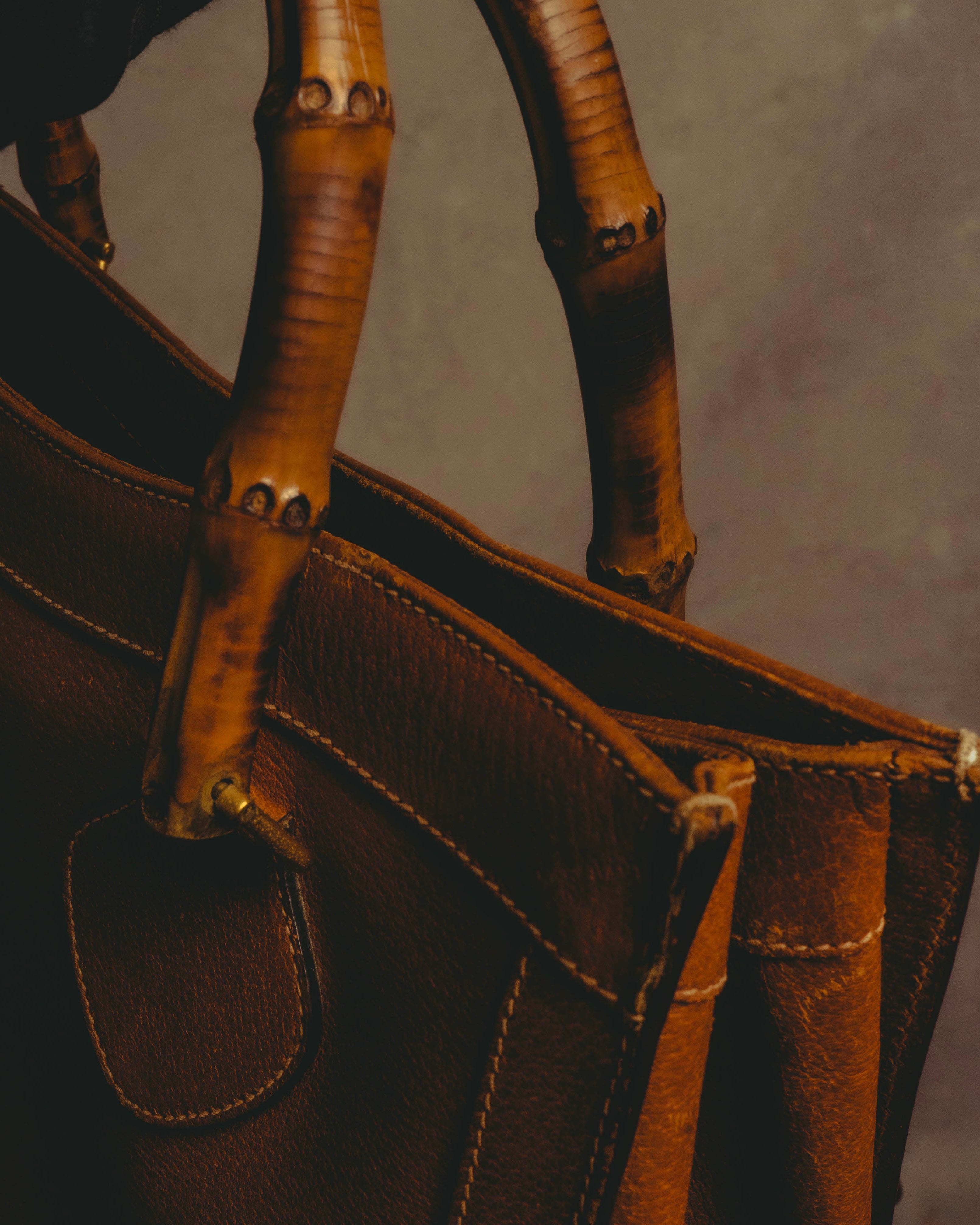 "GUCCI" 80's-90's Bamboo handle leather tote bag