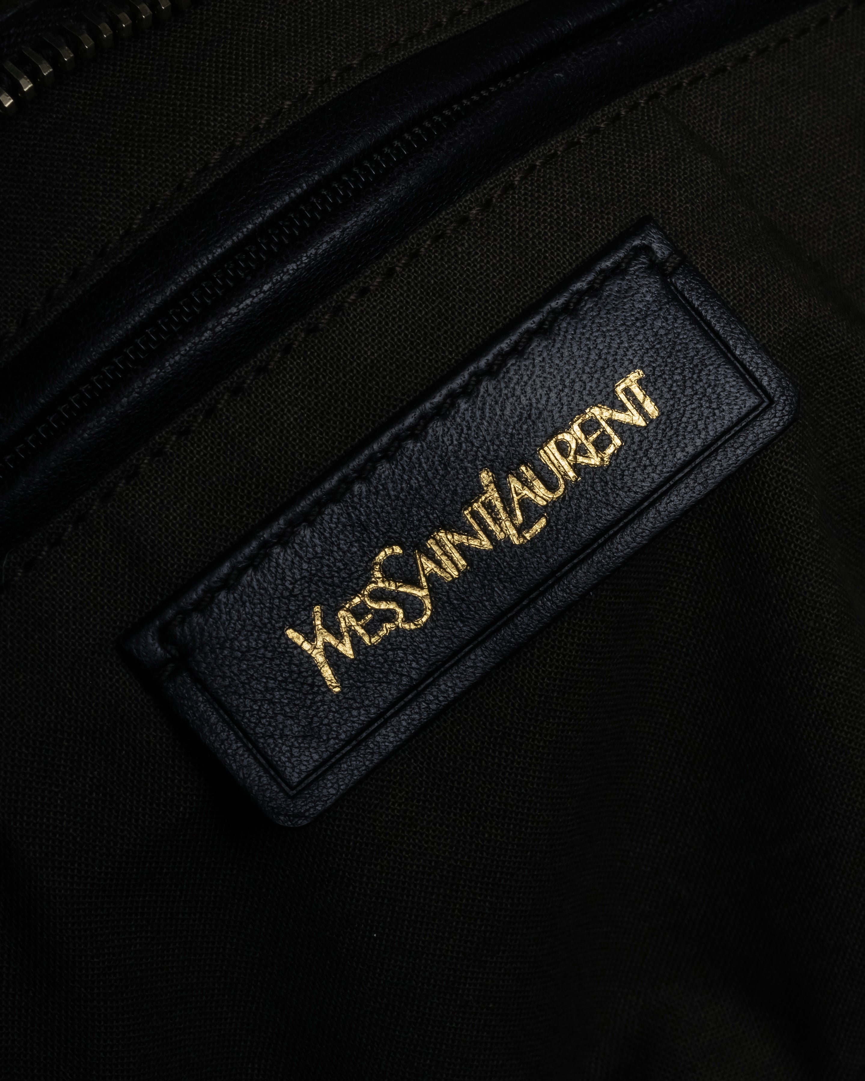 "YVES SAINT LAURENT" 11'year-12'year Chic Gabas leather bag