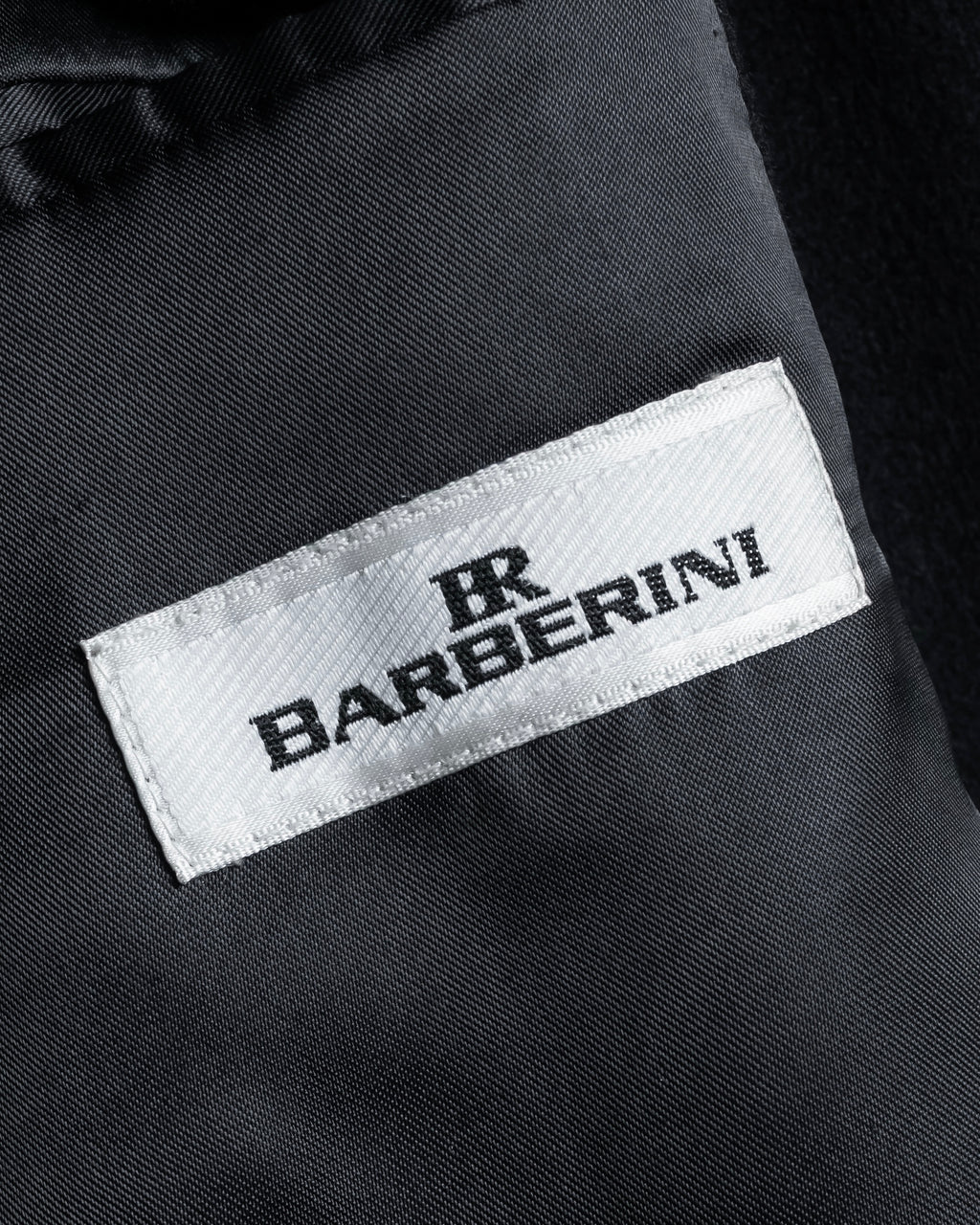 "BARBERINI" Minimalist detail 100% cashmere stand collar coat