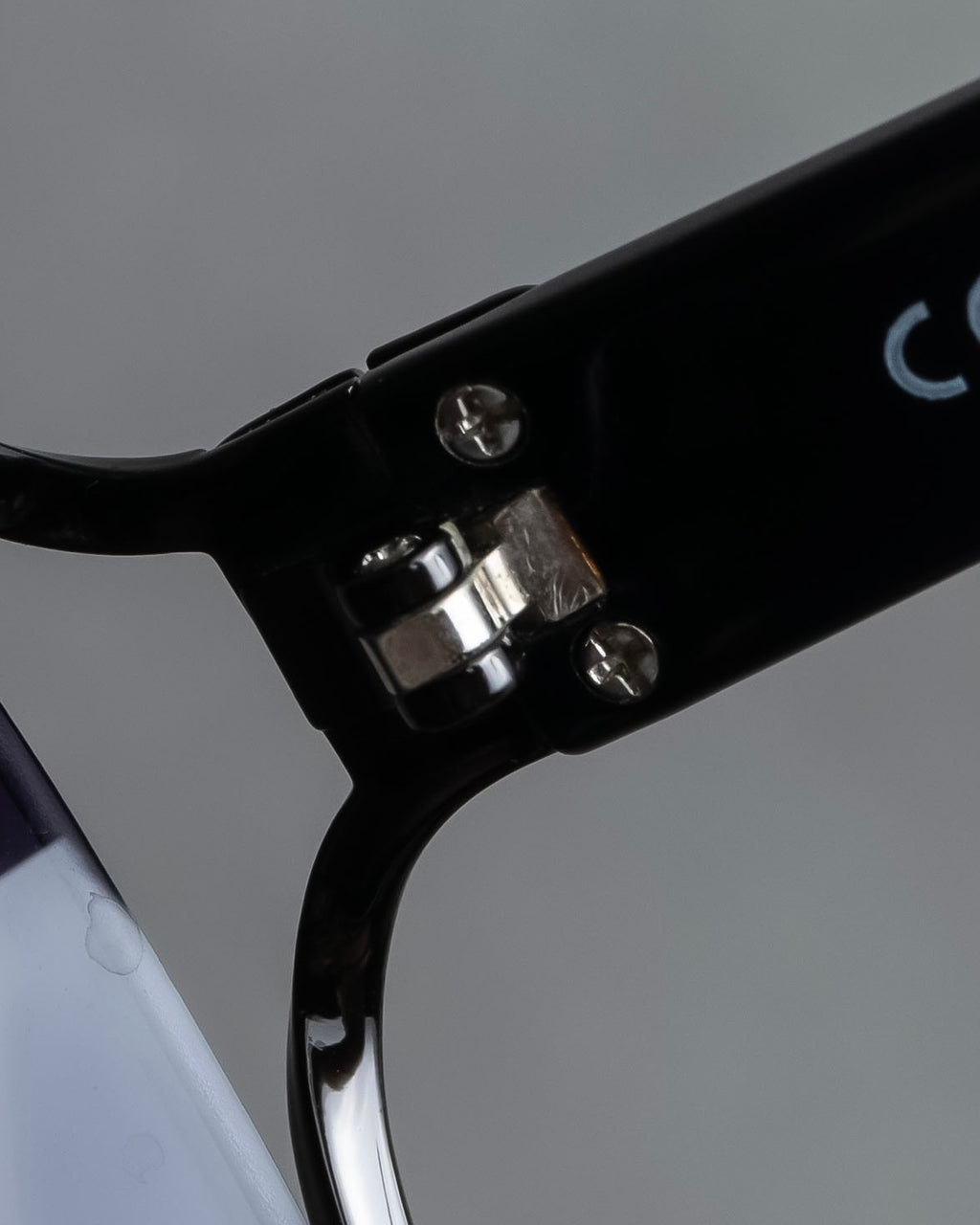 "LOEWE" Anagram logo engraved oval sunglasses