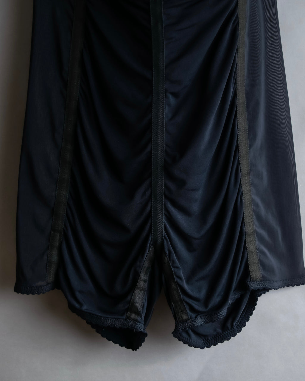 "JEAN PAUL GAULTIER MAILLE FEMME" Sheer shirring design design half pants