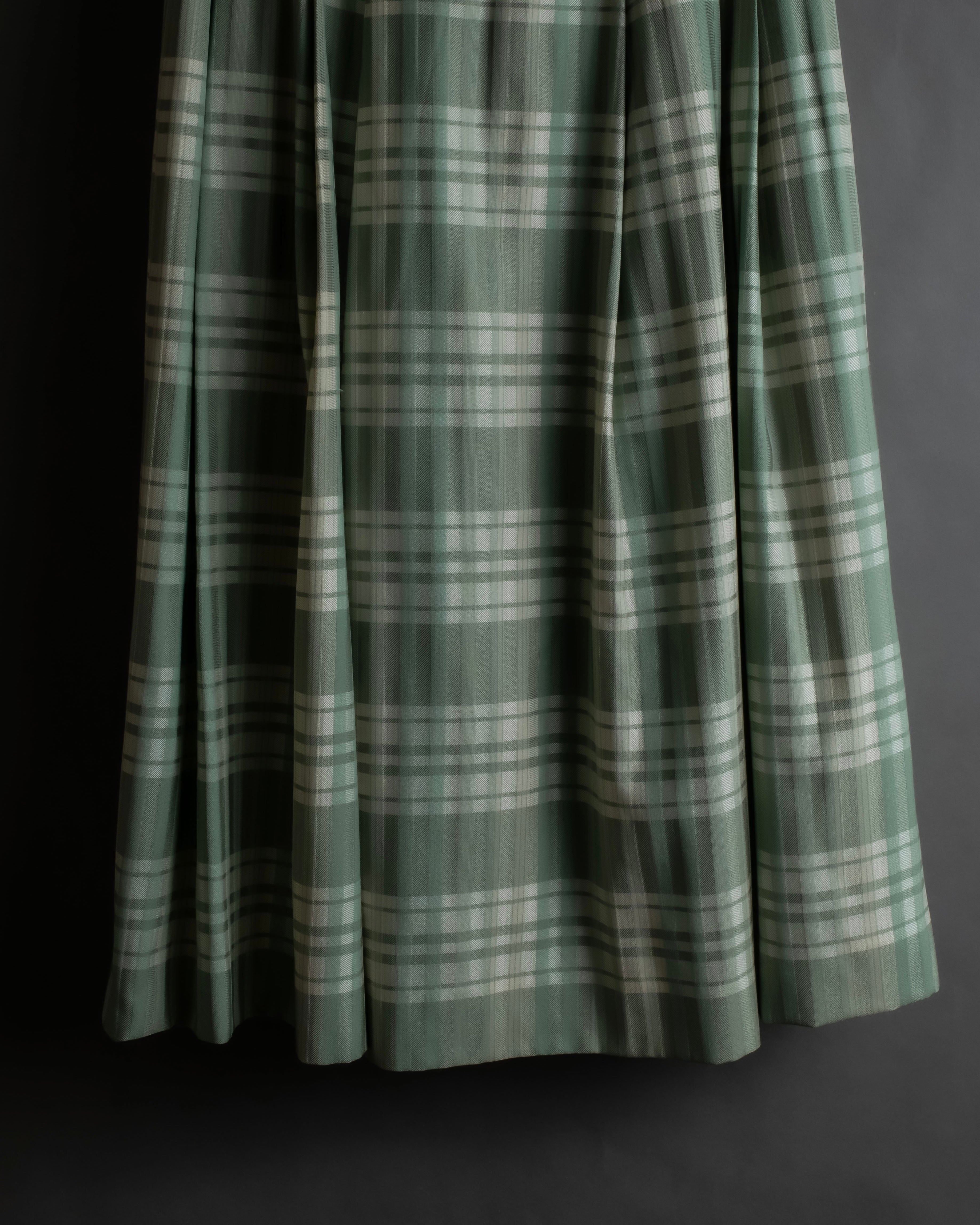 "BURBERRYS" Mint green check pattern skirt type set up